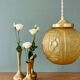 Suspension globe vintage art déco en verre dépoli jaune
