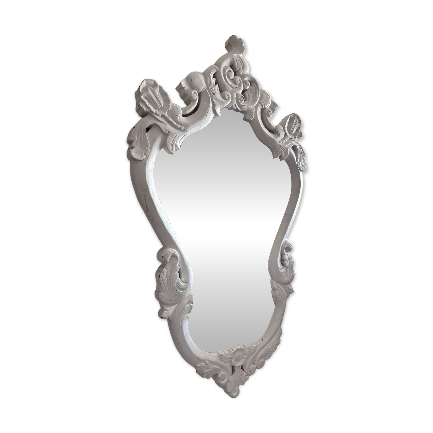Louis XV rocaille style mirror in carved wood –