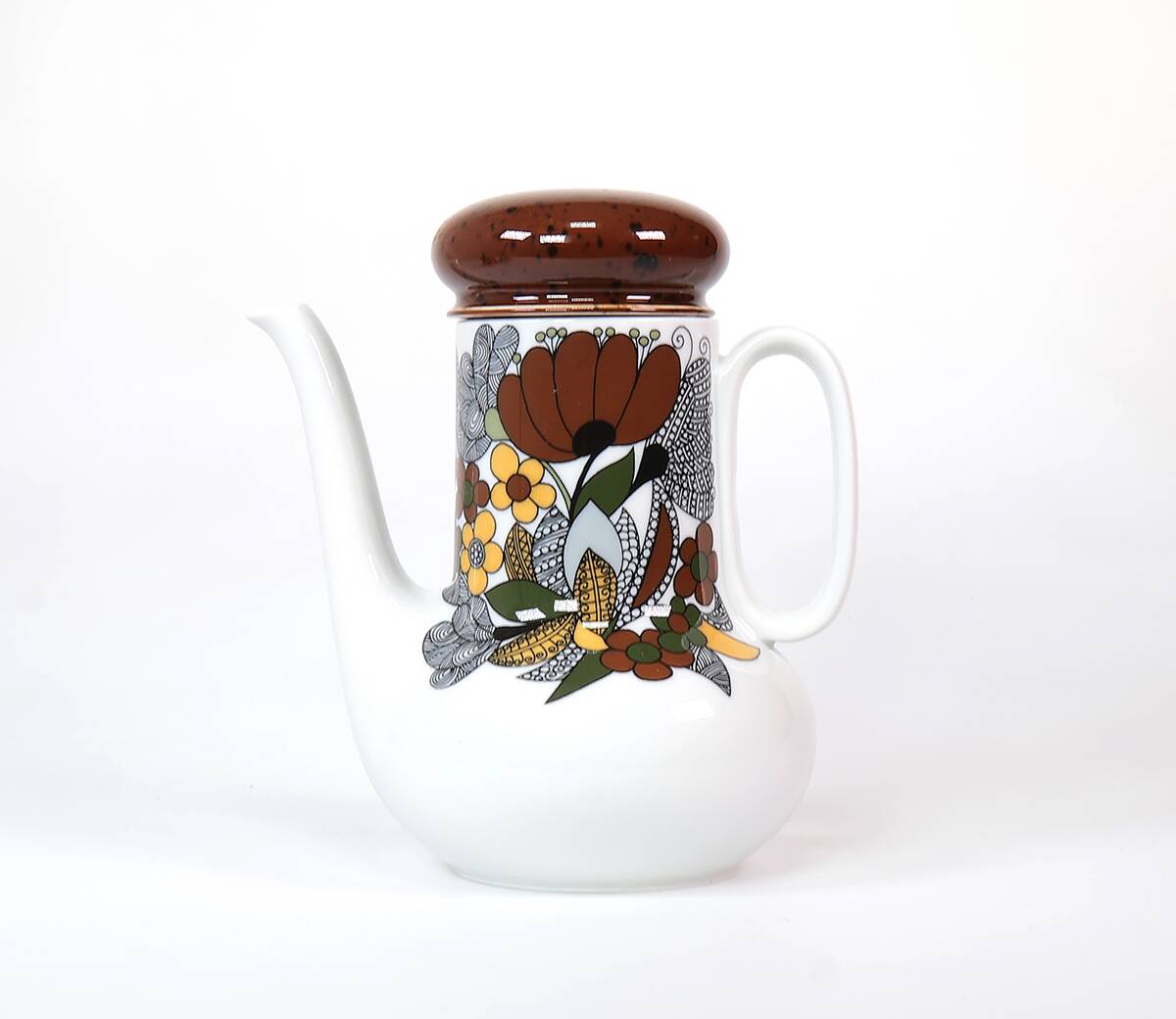Porcelain Breakfast Tableware by Thomas, 1970s, Set of 19