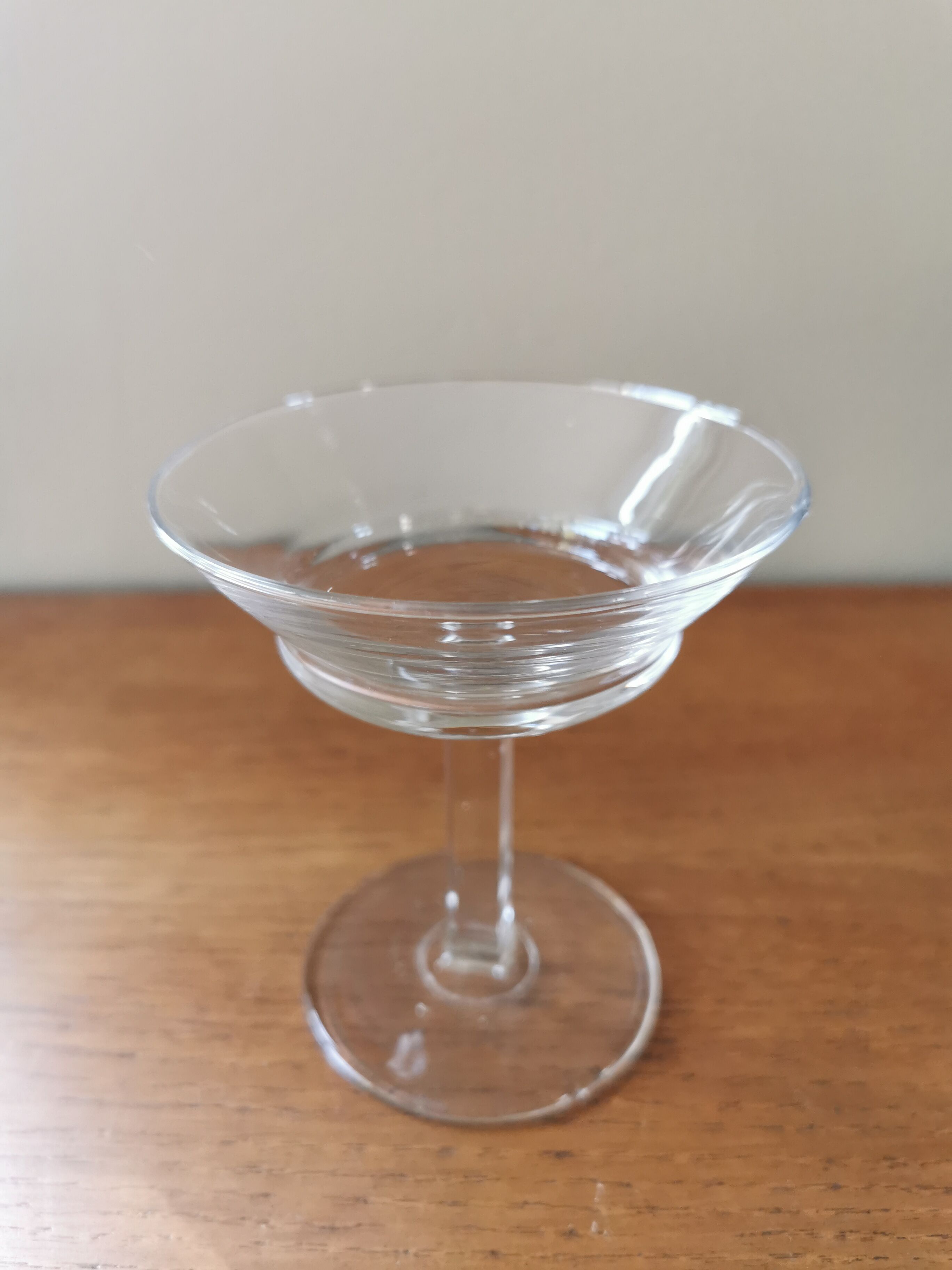 Suite of 9 old champagne glasses