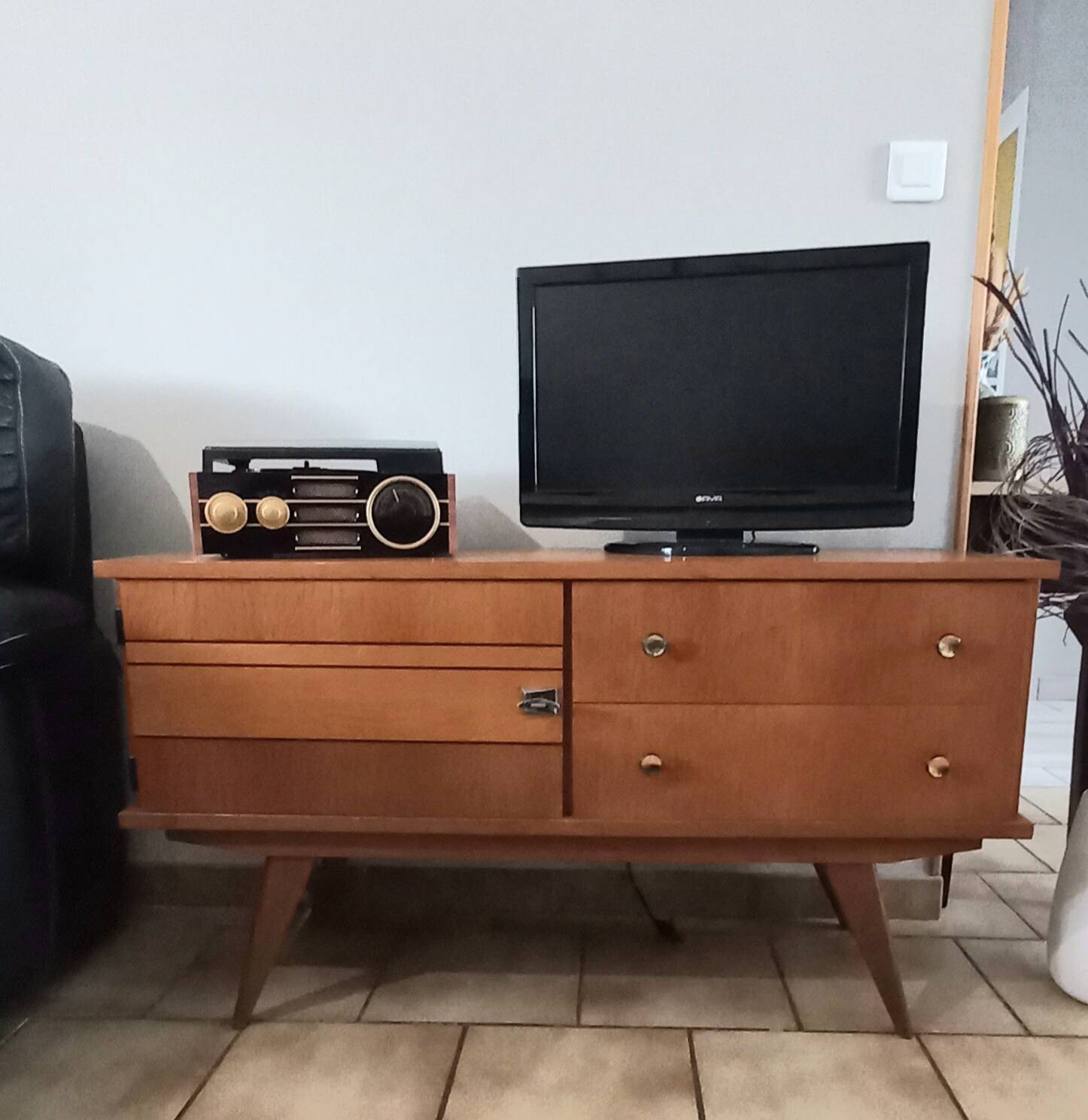 Vintage sideboard or TV cabinet