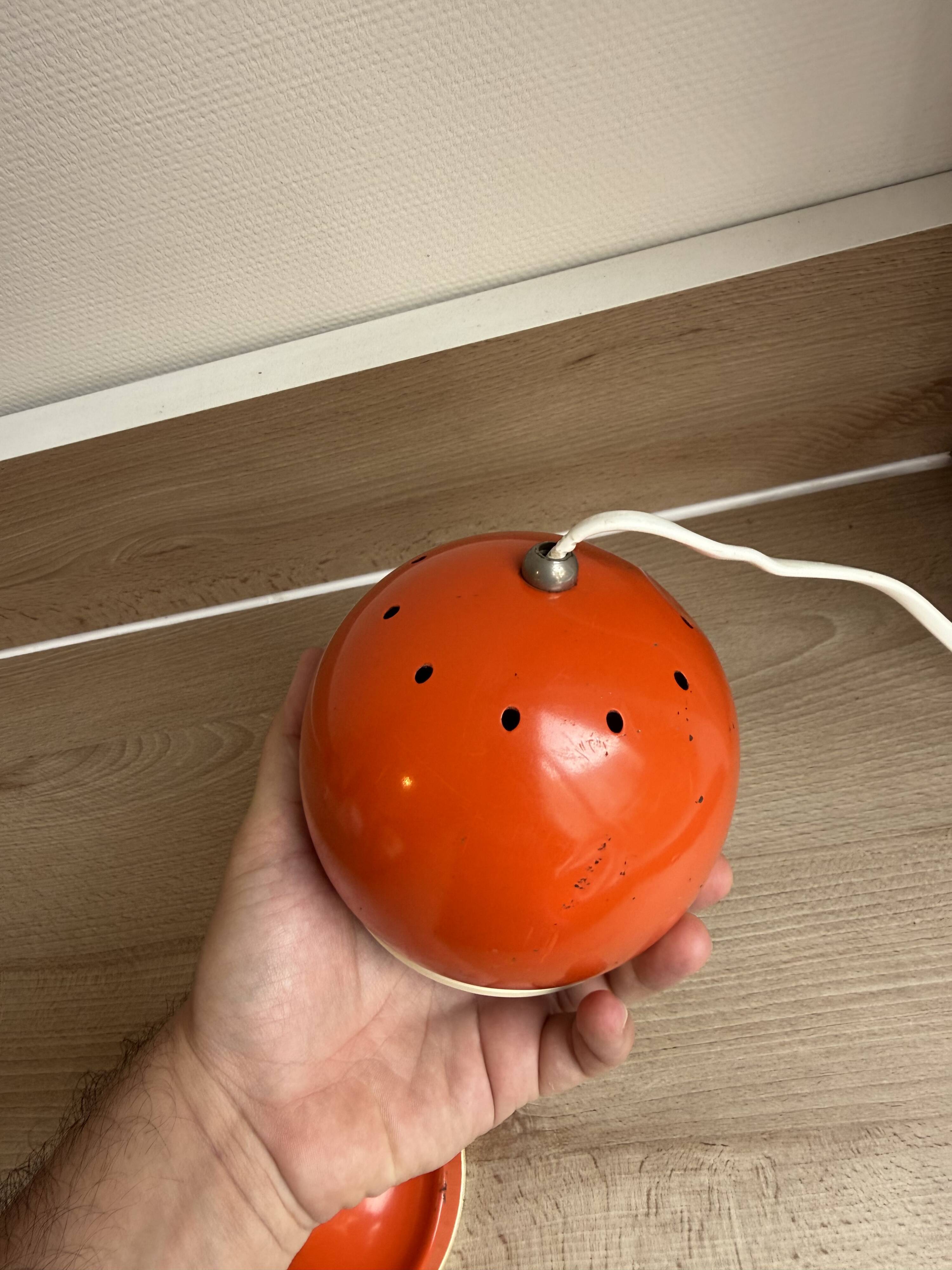Eyeball Magnet Table Lamp – Orange & Chrome Metal (1970s)