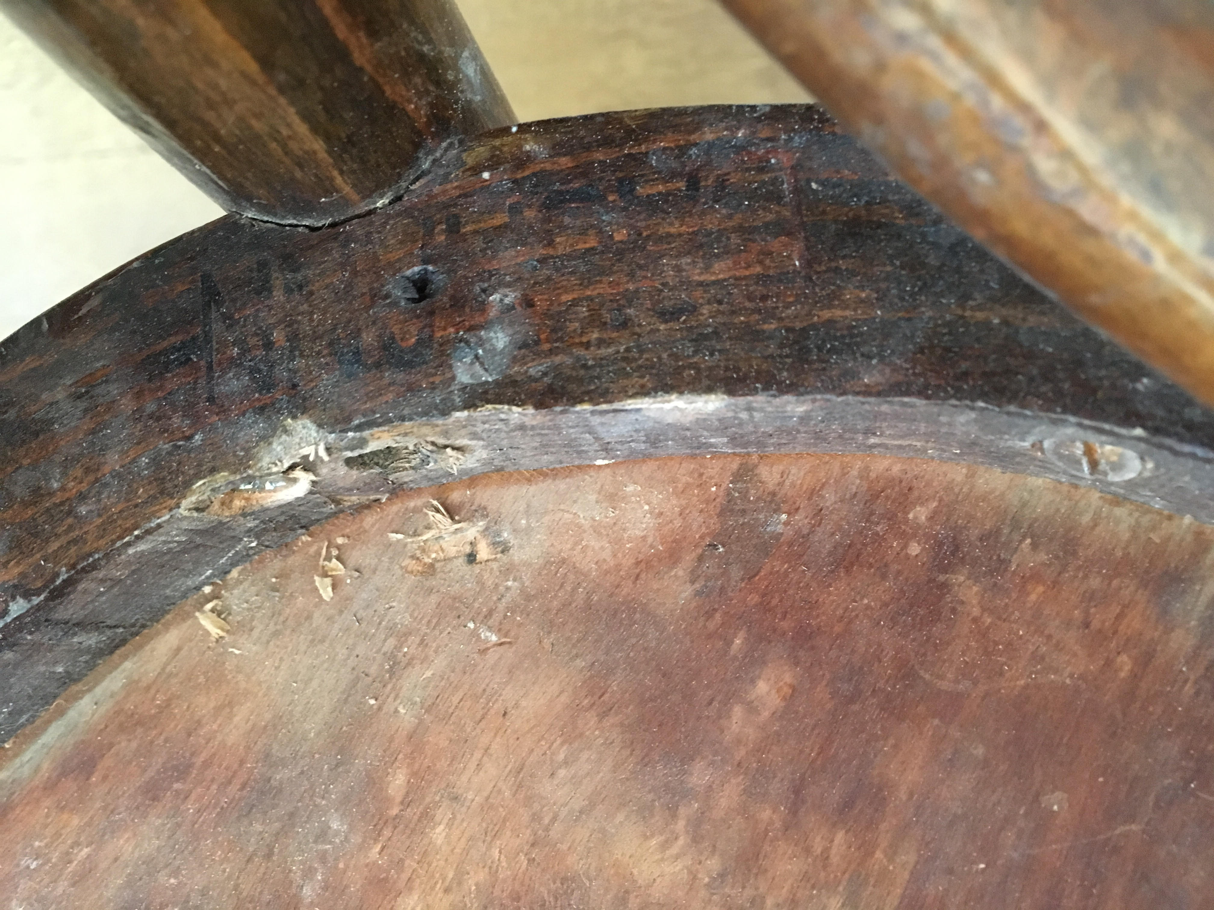 Paire de chaises bistrot Baumann