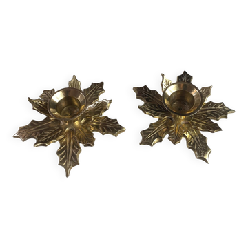 Pair of candlesticks, holly leaves, in brass