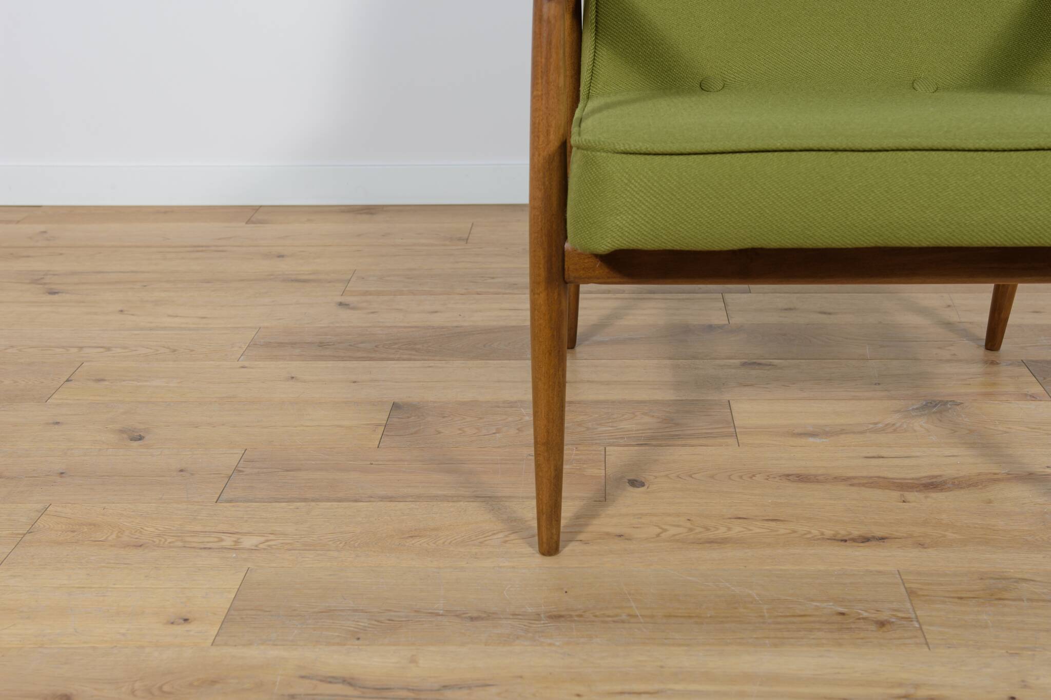 Model 300-192 Armchairs by Juliusz Kedziorek from Goscinska Furniture Factory, 1970s, Set of 2