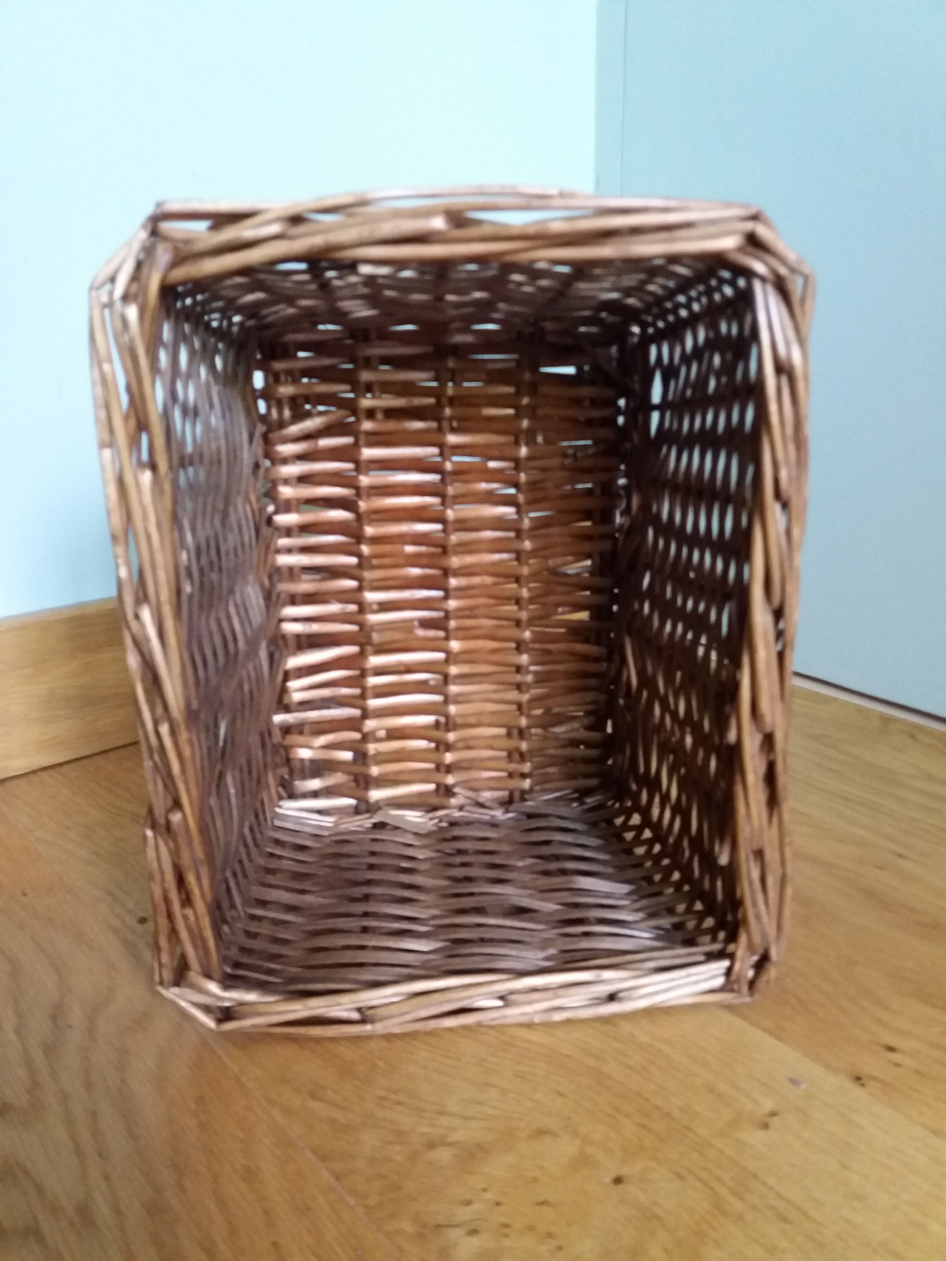 Rectangular wicker basket