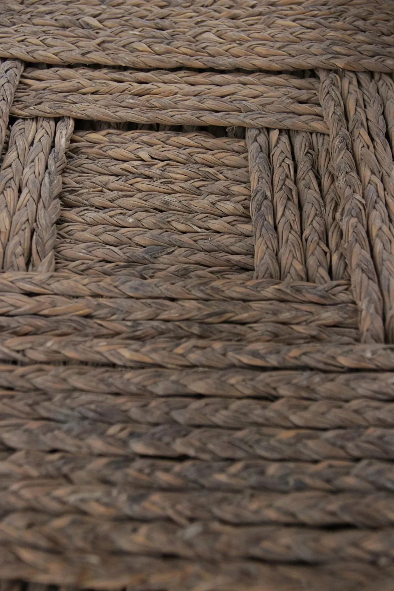 17th-century farmhouse chair with carved motifs – wabi sabi