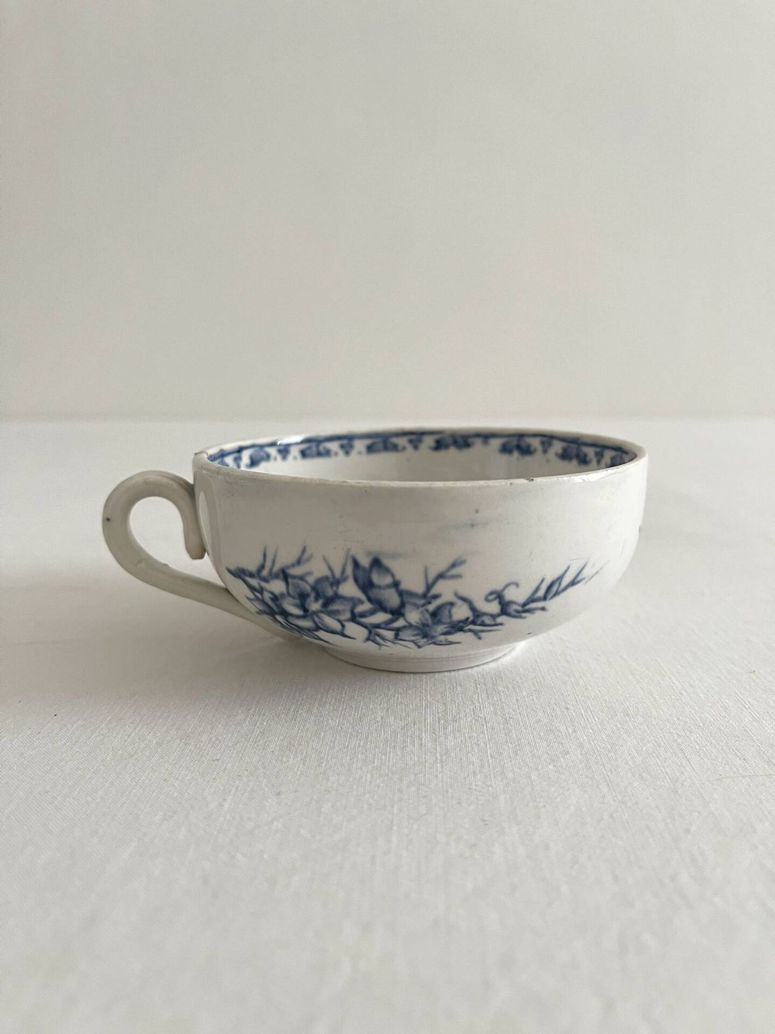 Antique ironstone cup "Carmen" Sarreguemines
