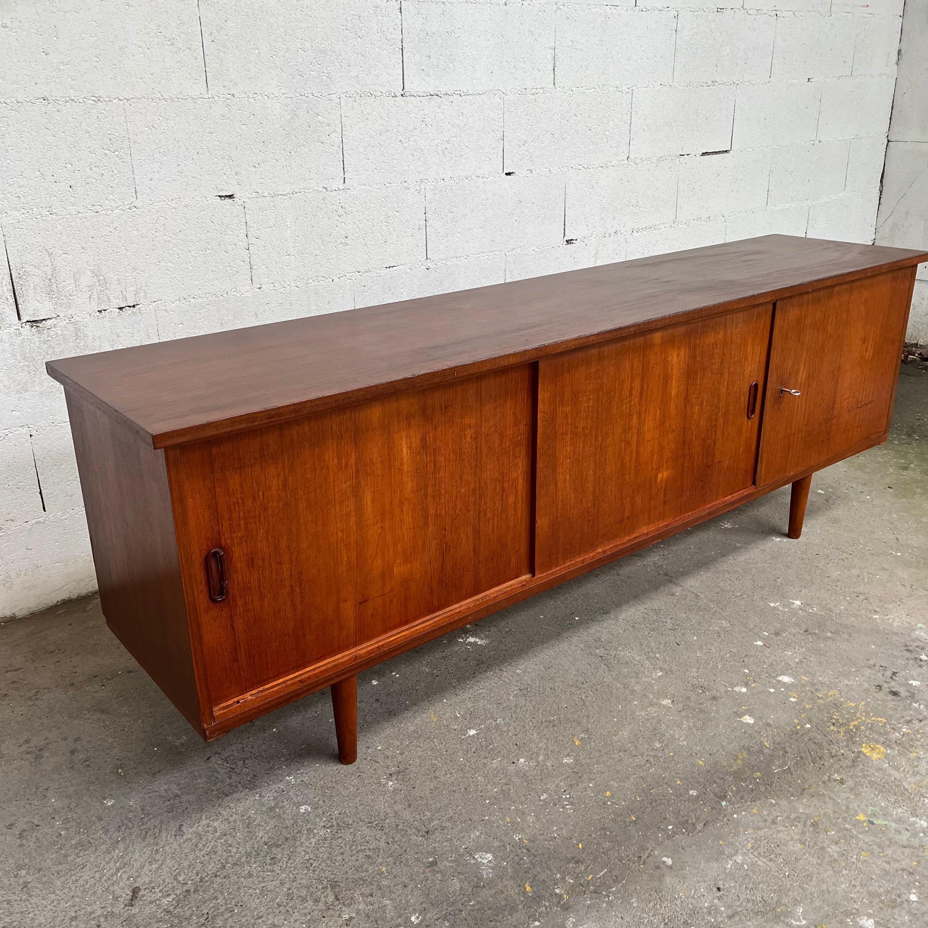 Teak row - Holland 50s