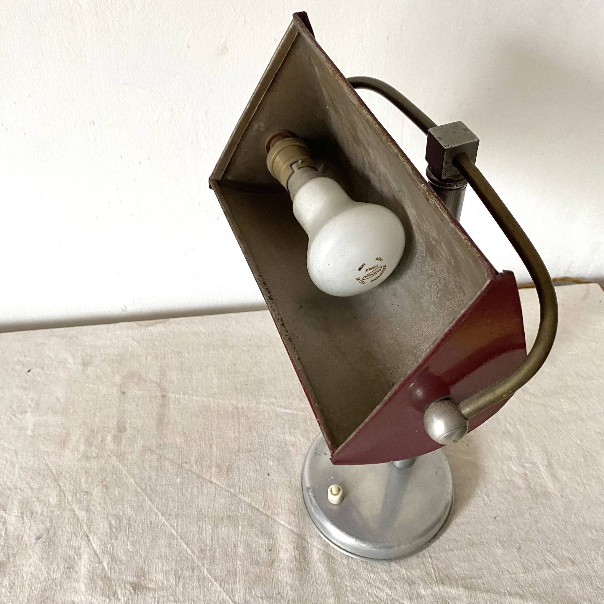 Lampe de bureau art déco en alu et tôle
