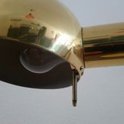 Lampadaire Métalarte en métal doré années 80