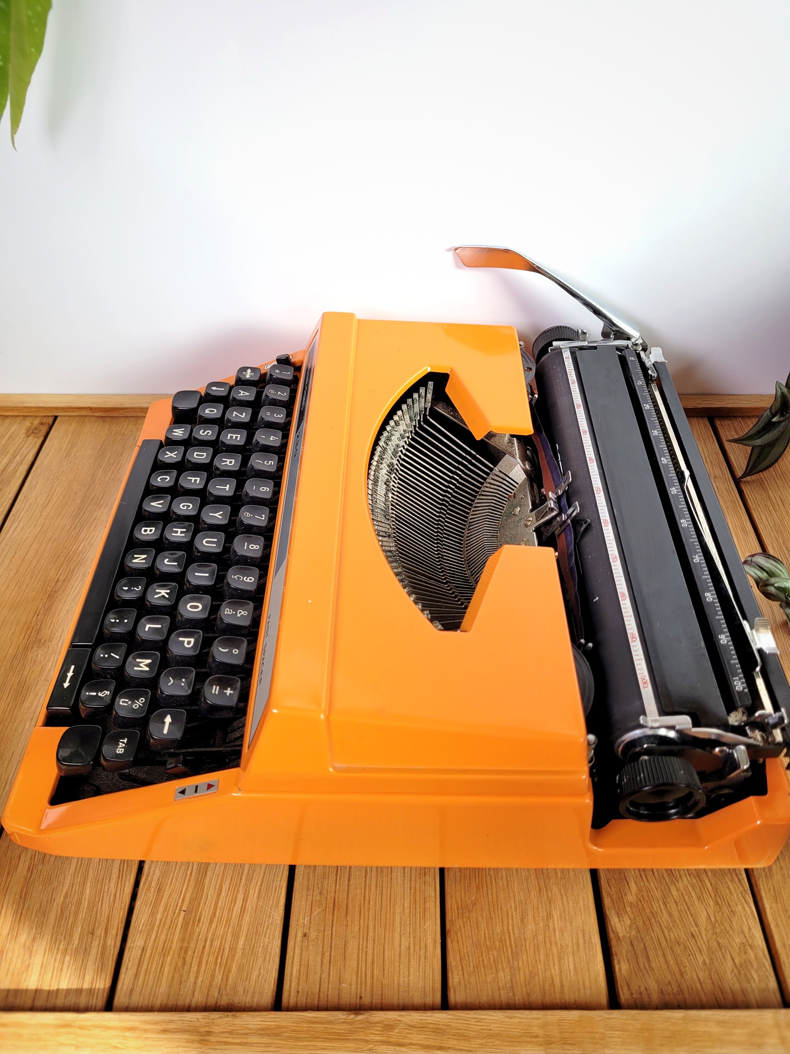 Silver Reed 70s typewriter