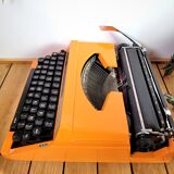 Silver Reed 70s typewriter