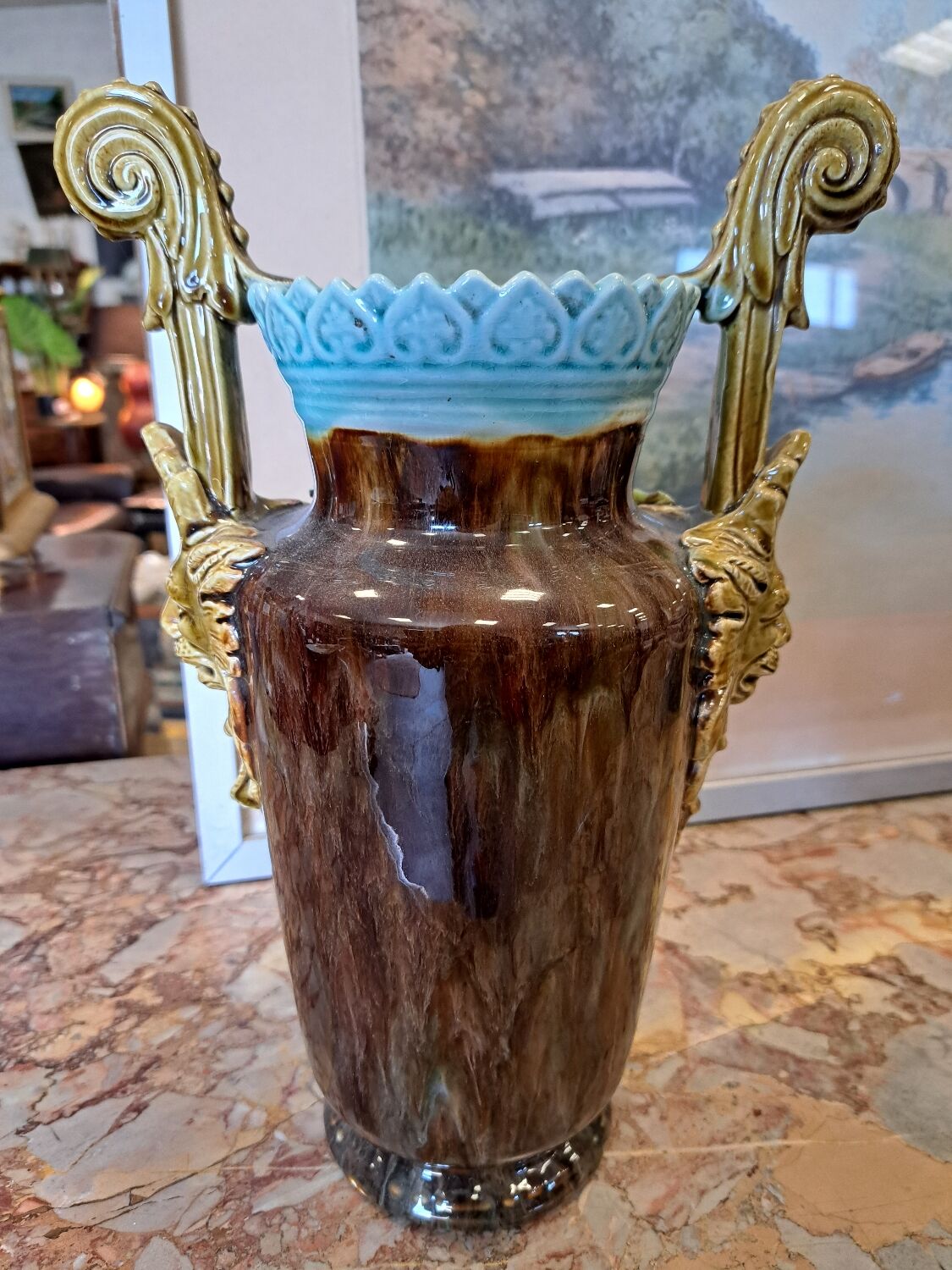 Slip vase