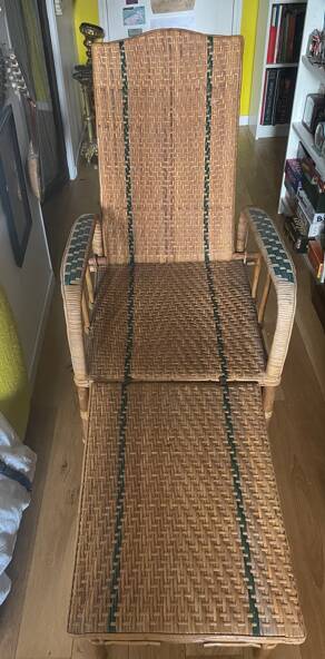 Early 20th century wicker chaise longue