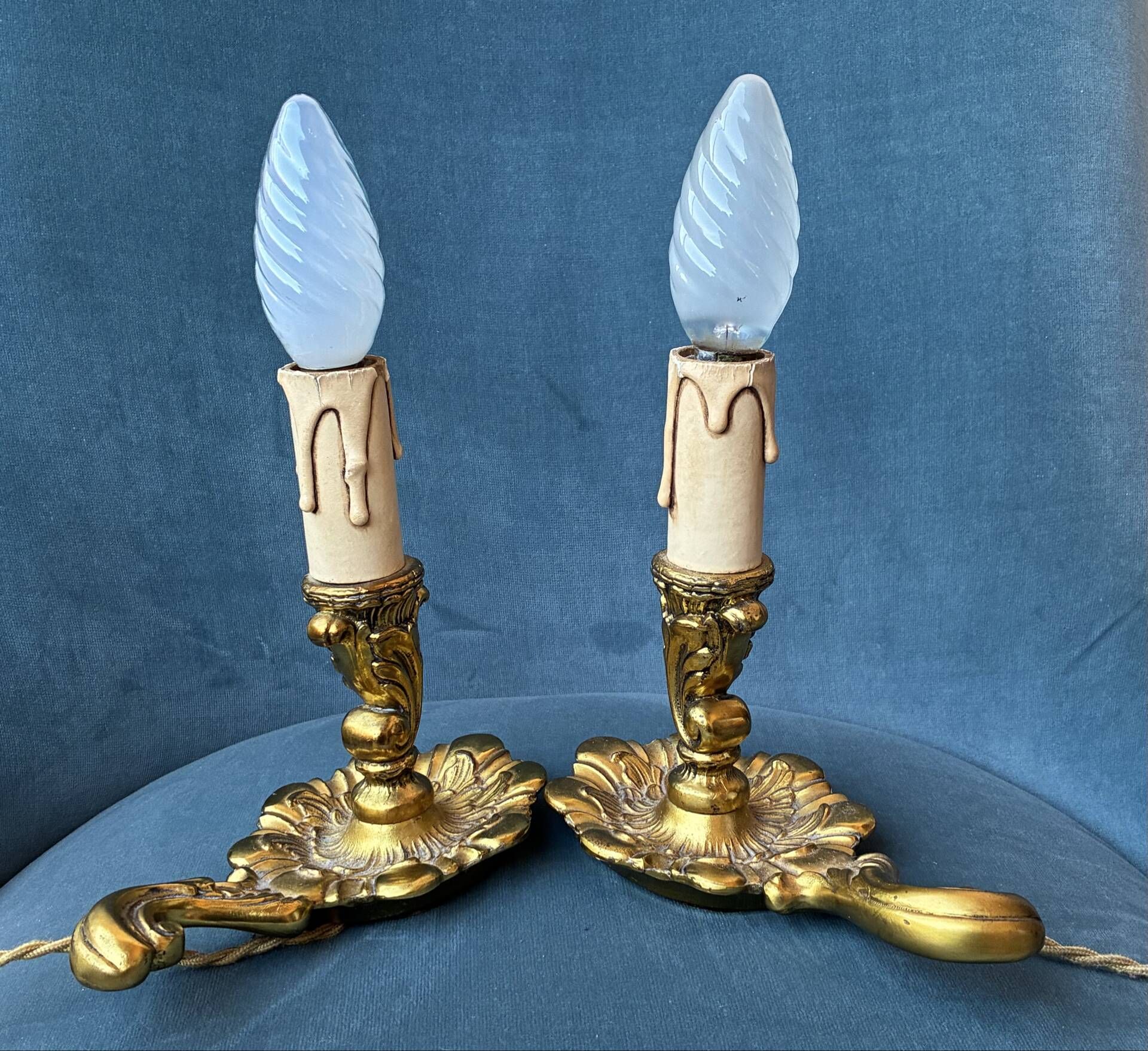 Paire de lampe en bronze style Louis XV