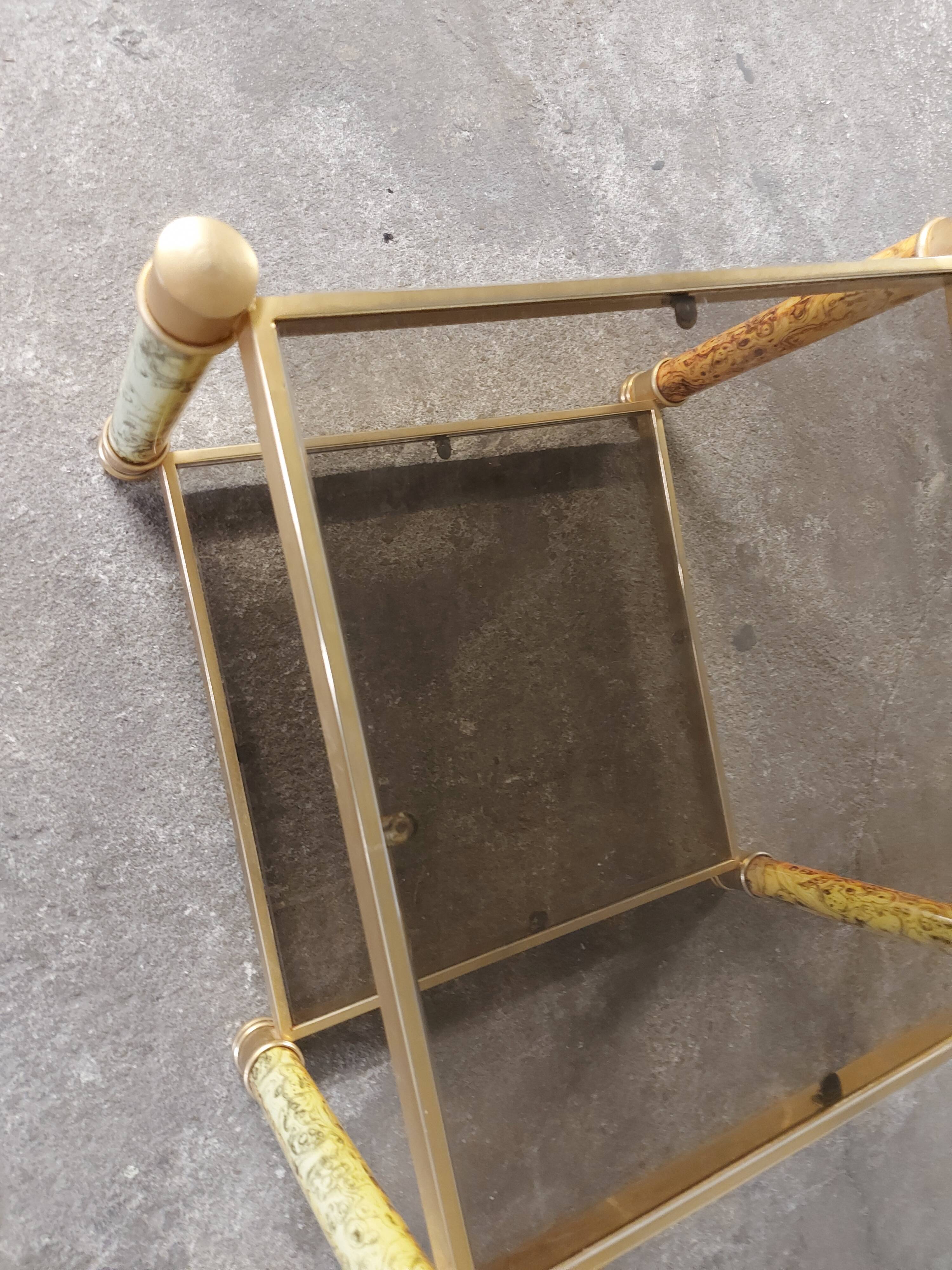 Table d'appoint 1970