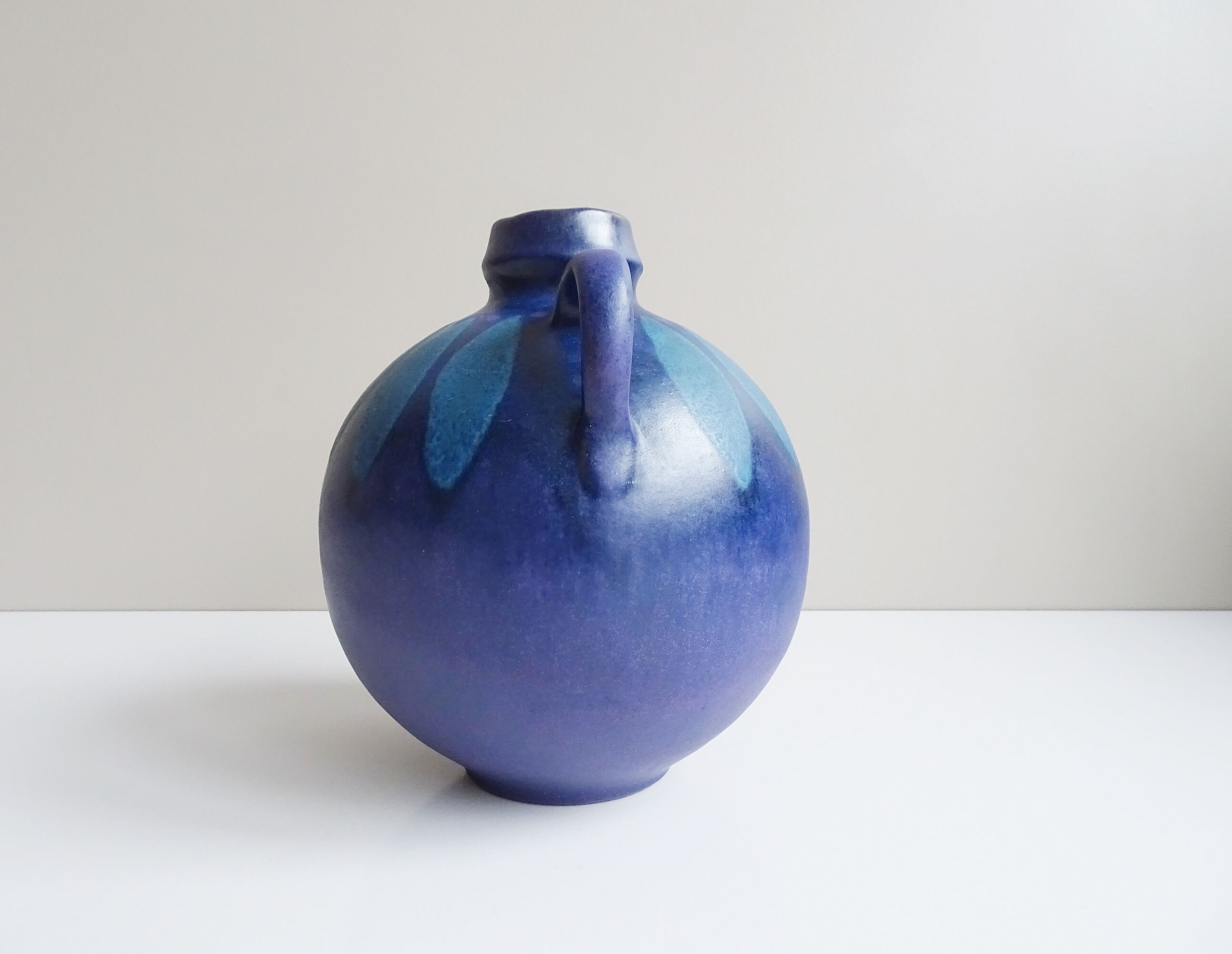 Vase by KMK Decor Viola