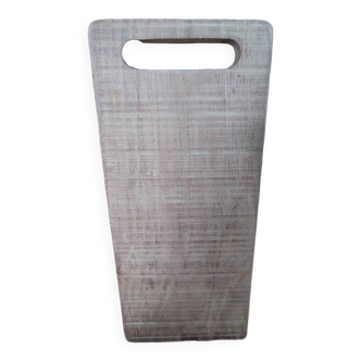 Rectangular cutting board