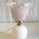 Lampe à poser en verre opalin rose - mid. XXeme