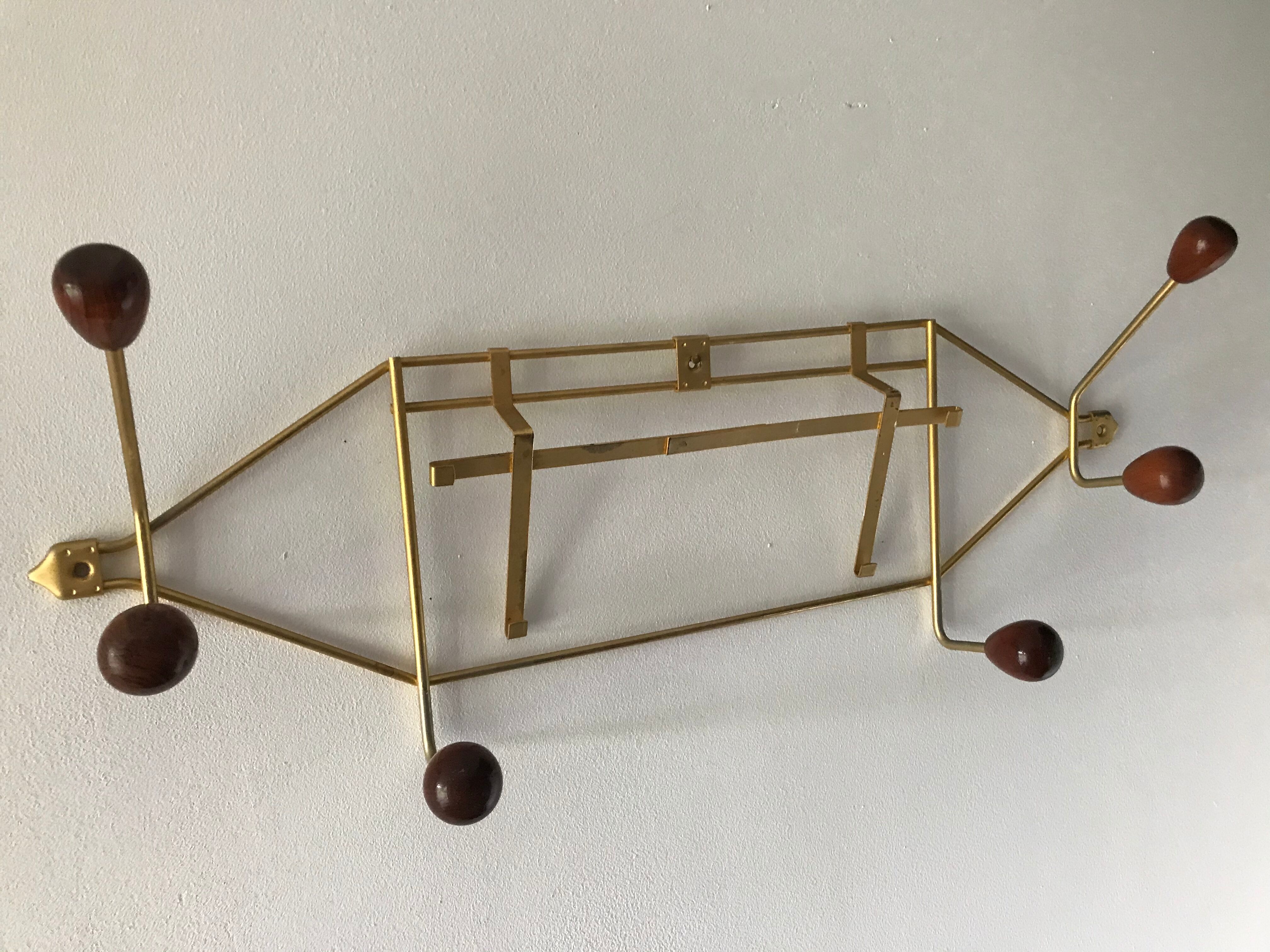 Wall-mounted coat rack