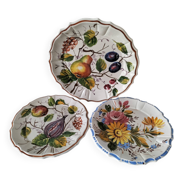 Trio assiettes faïence Bassano décor fruits et fleurs peint main