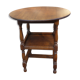 Round coffee table in solid oak