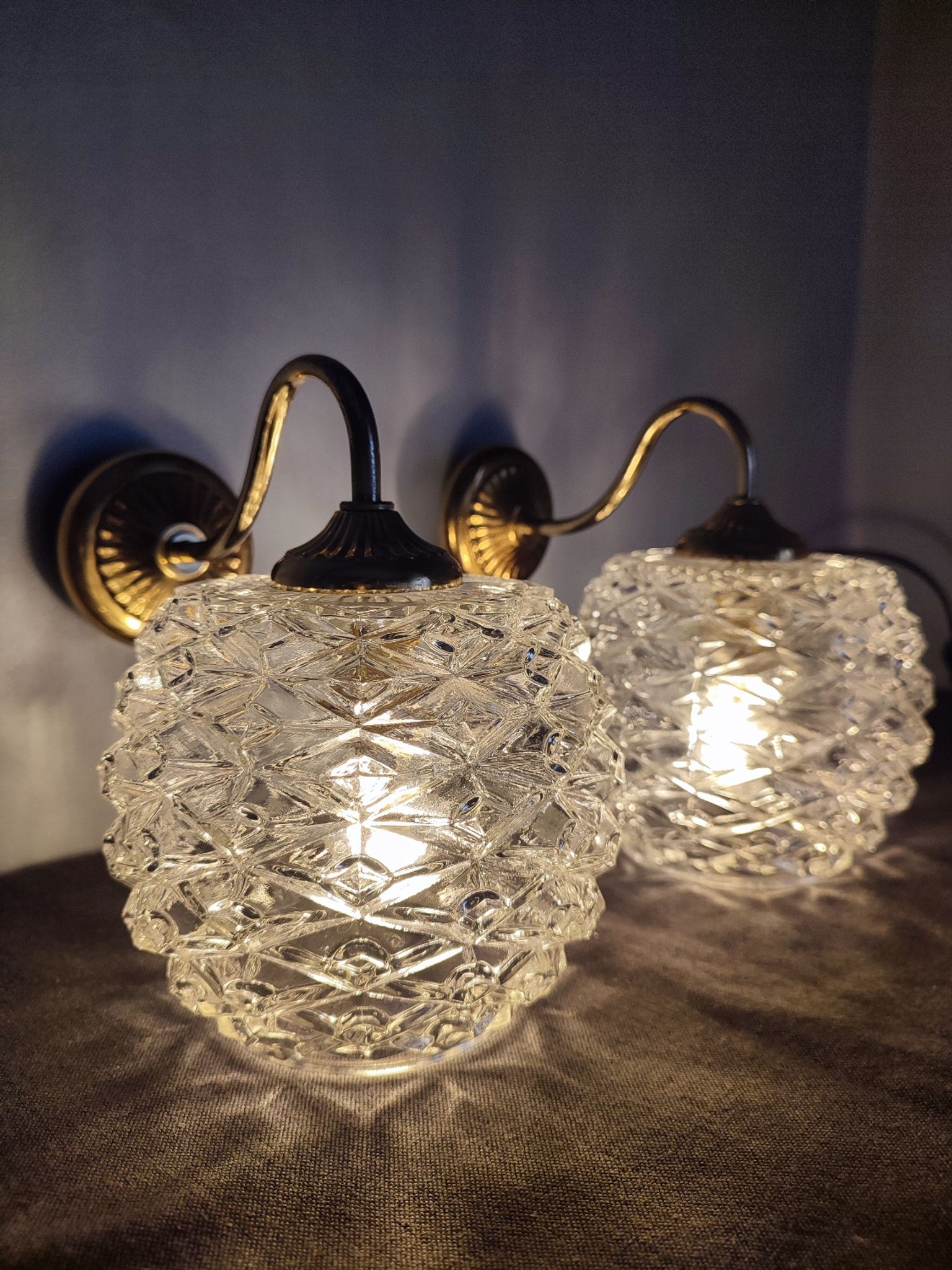 Pair of scones glass scones and vintage golden metal