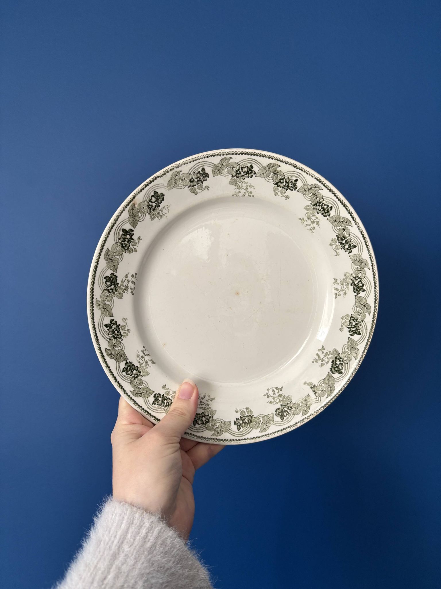 Set of 4 flat plates Terre de Fer Moulin des Loups model Violett