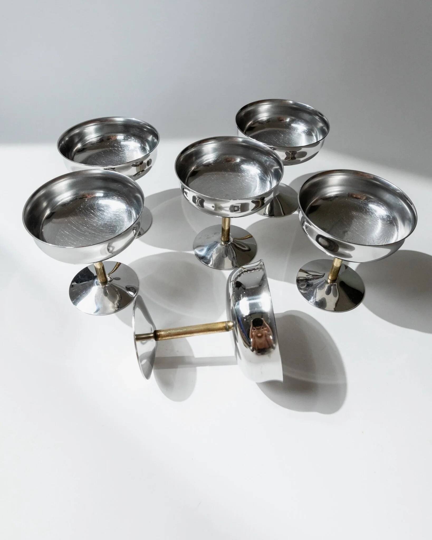 Set of 6 Vintage Champagne Bowls: Argent Stainless Steel with Golden Stem – Italian 1970s Retro Tableware
