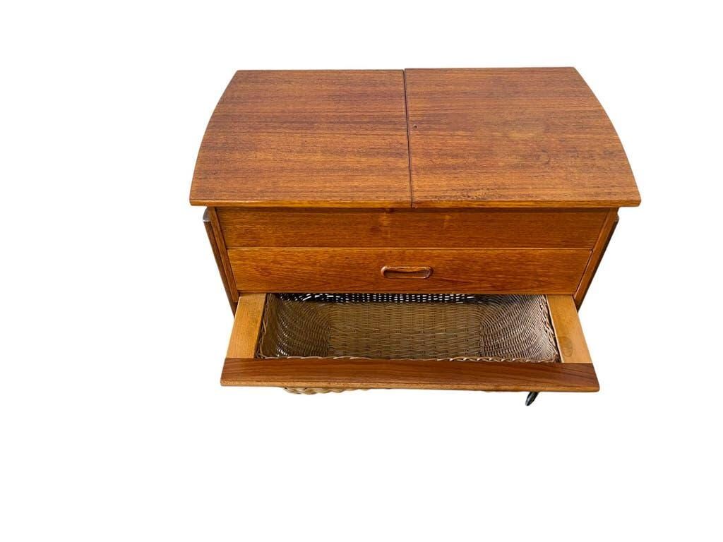 Vintage wooden sewing box/mini commode on wheels