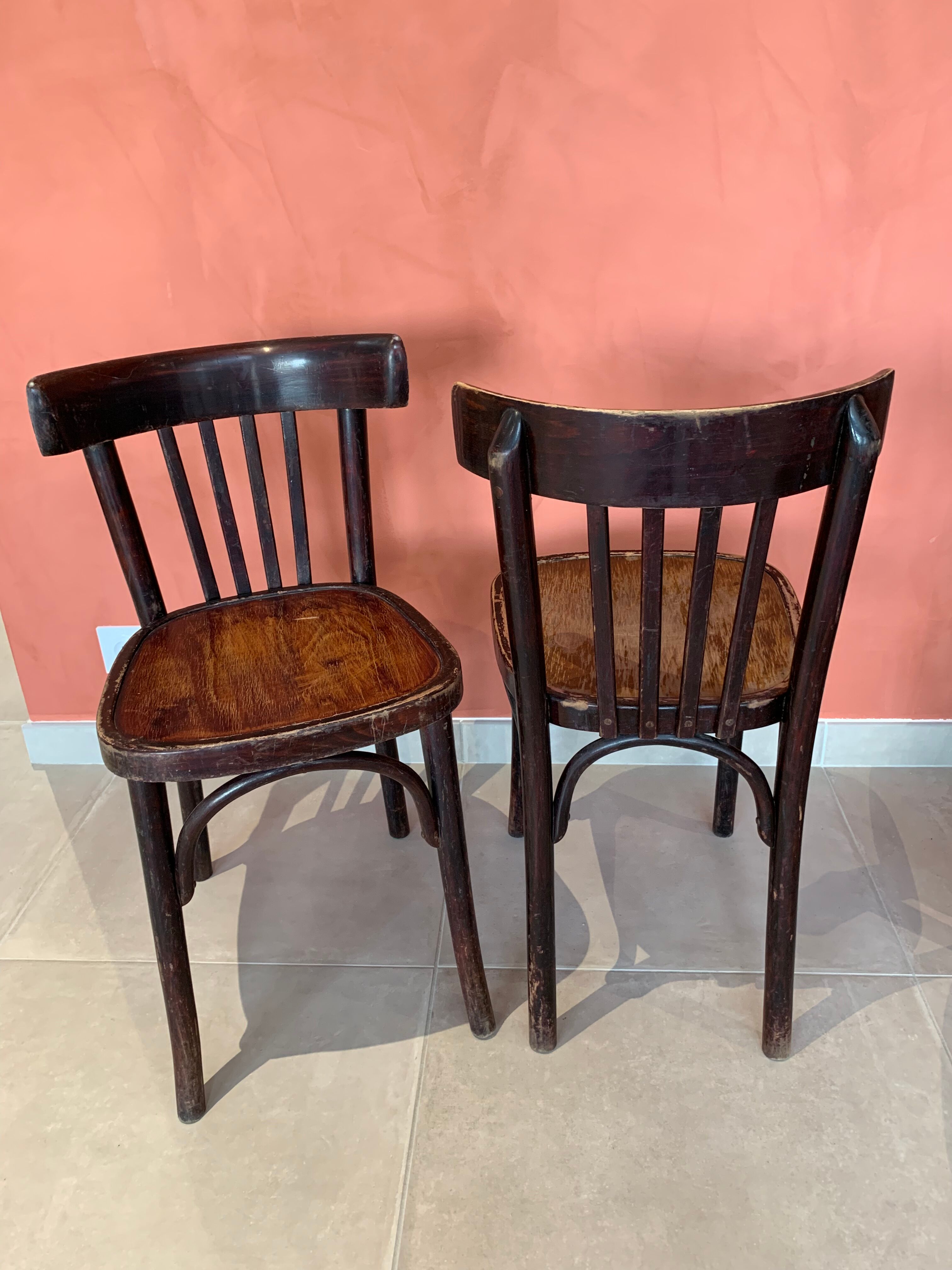 Suite de 6 chaises bistrot vintage