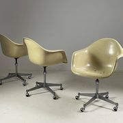 Fauteuil en fibre de verre par Charles Eames pour Herman Miller, 1960