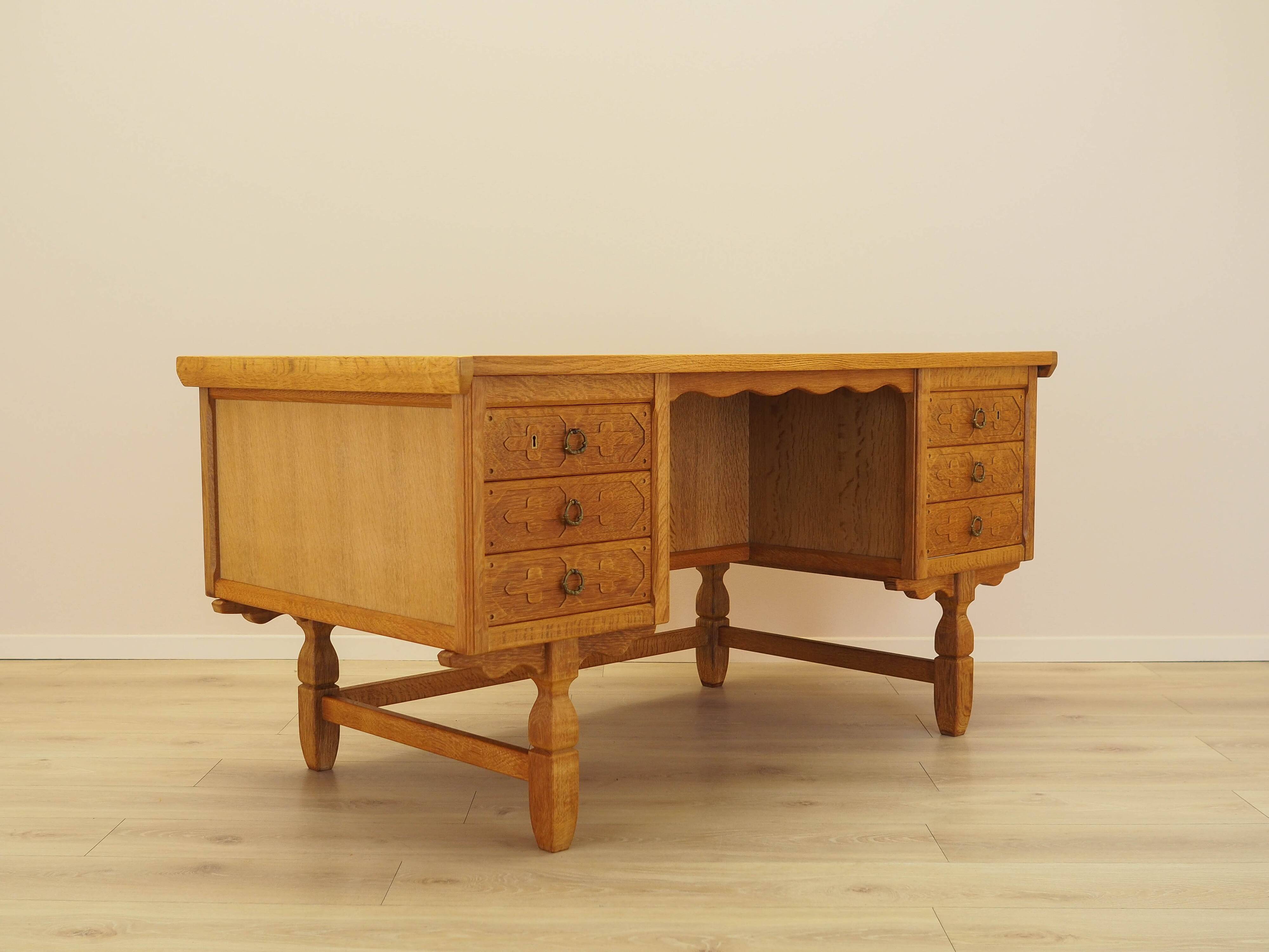 Oak desk, Danish design, 1960s, designer: Henning Kjærnulf