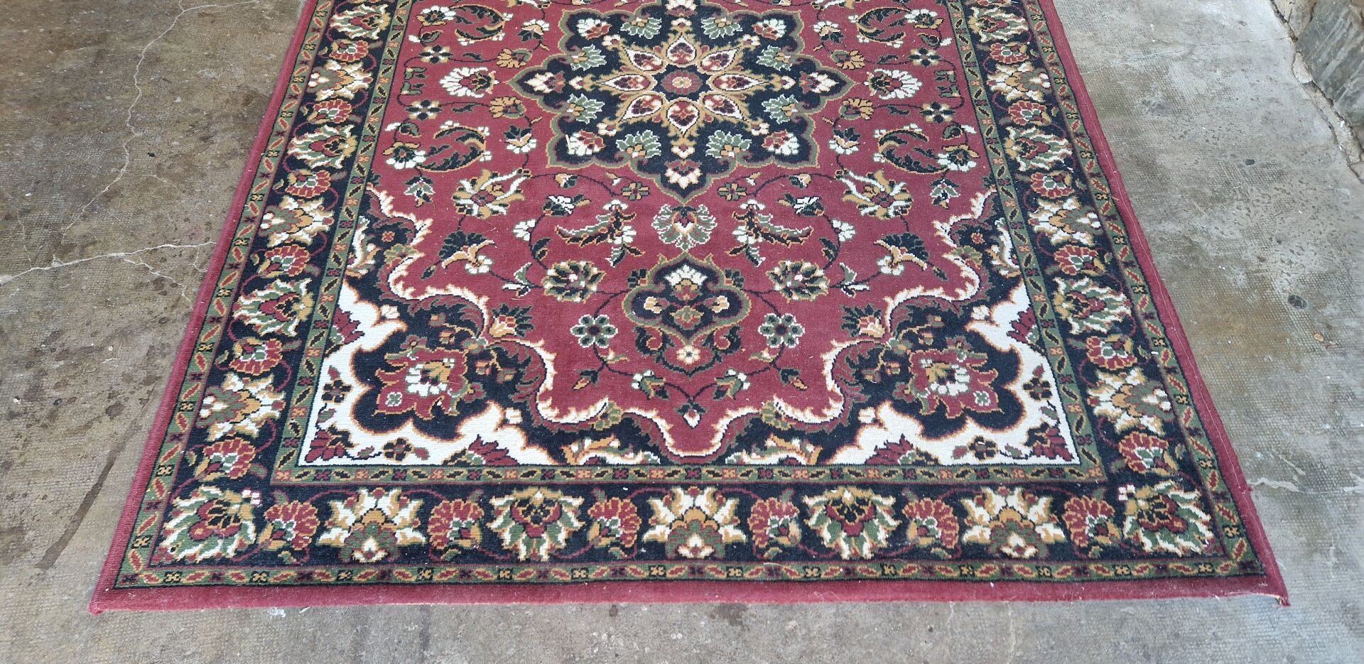 red oriental carpet 2 m 29 x 1 m 71