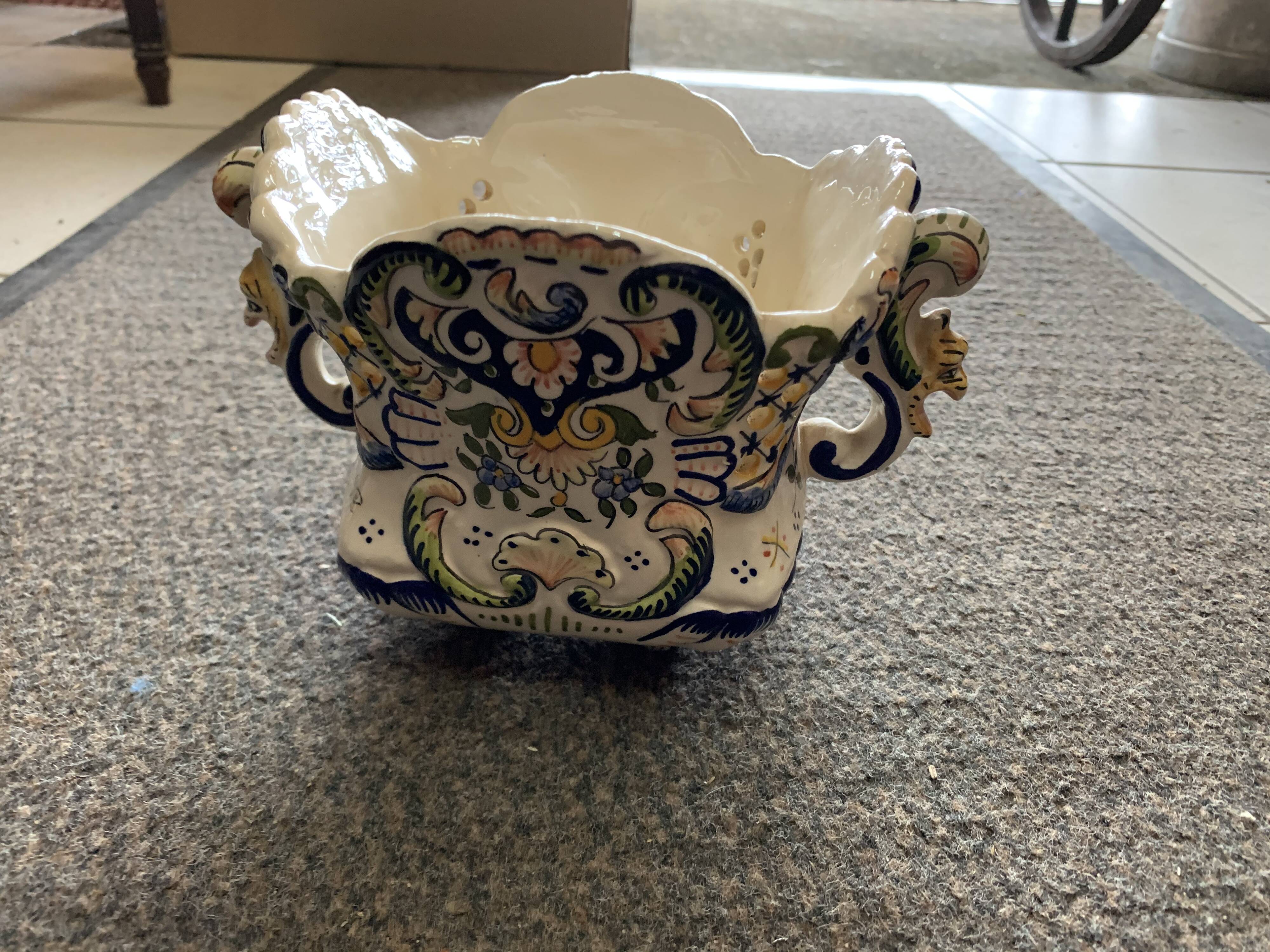 Rouen porcelain catchall