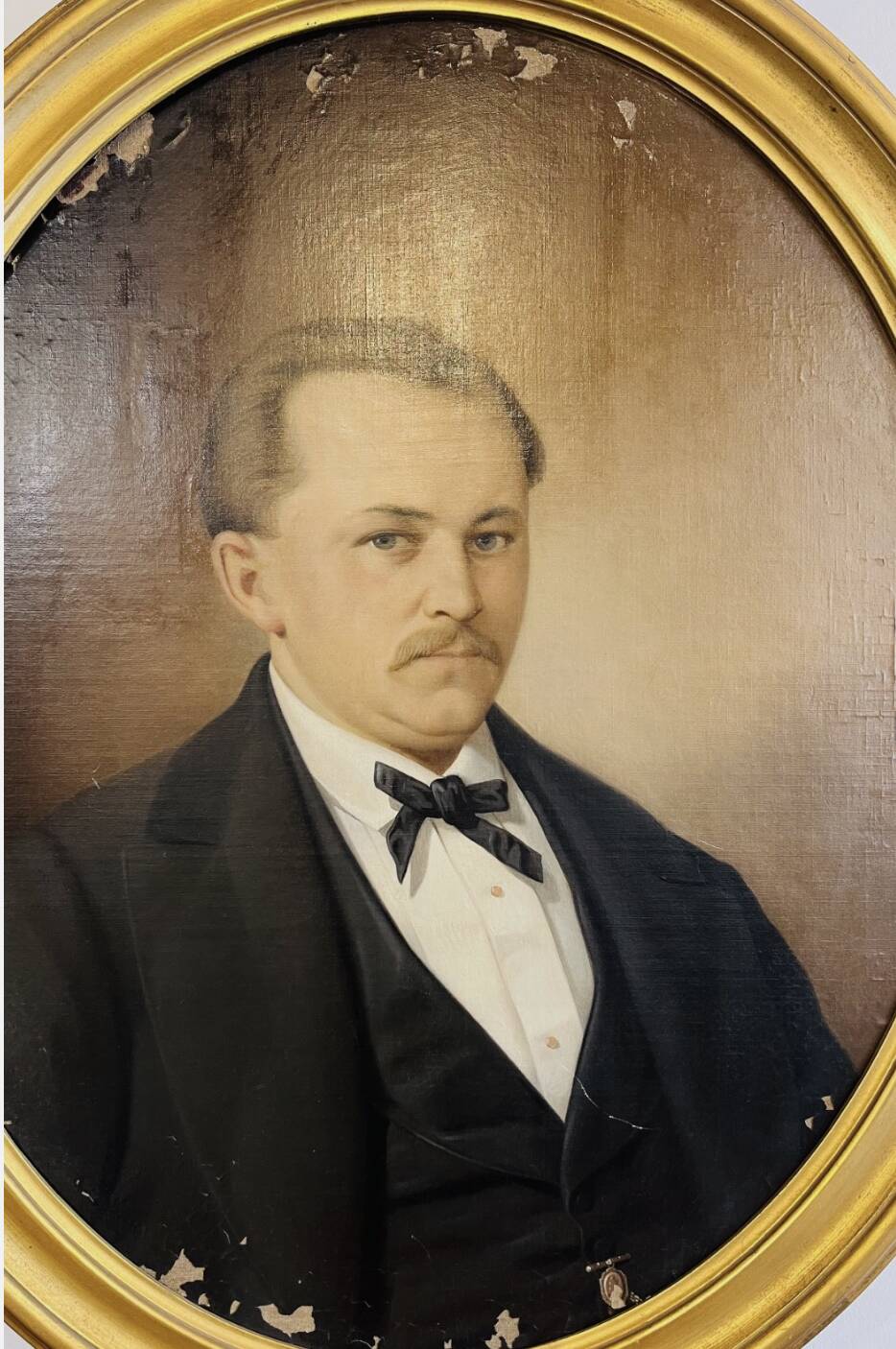 Oil painting on canvas – Portrait of a man 19th century