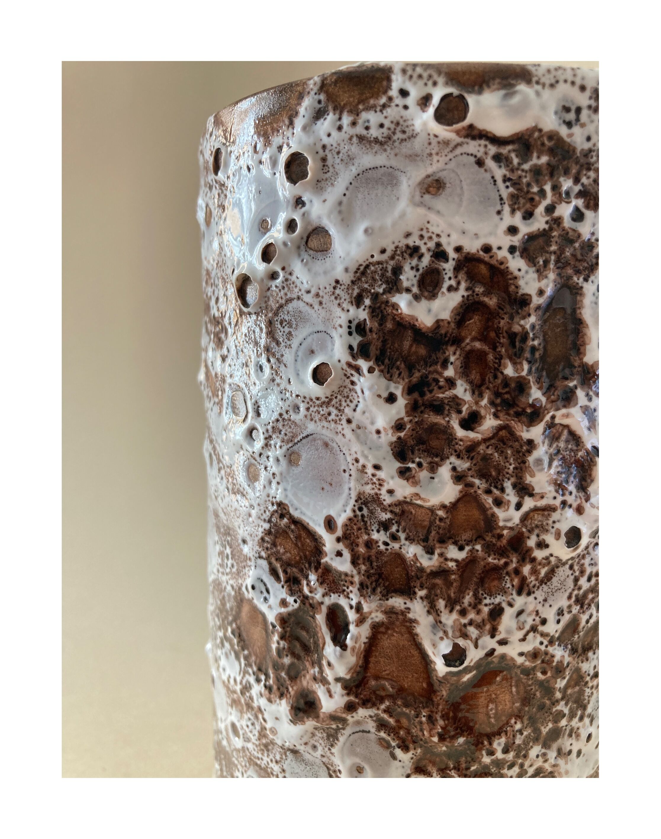 Vase fat lava