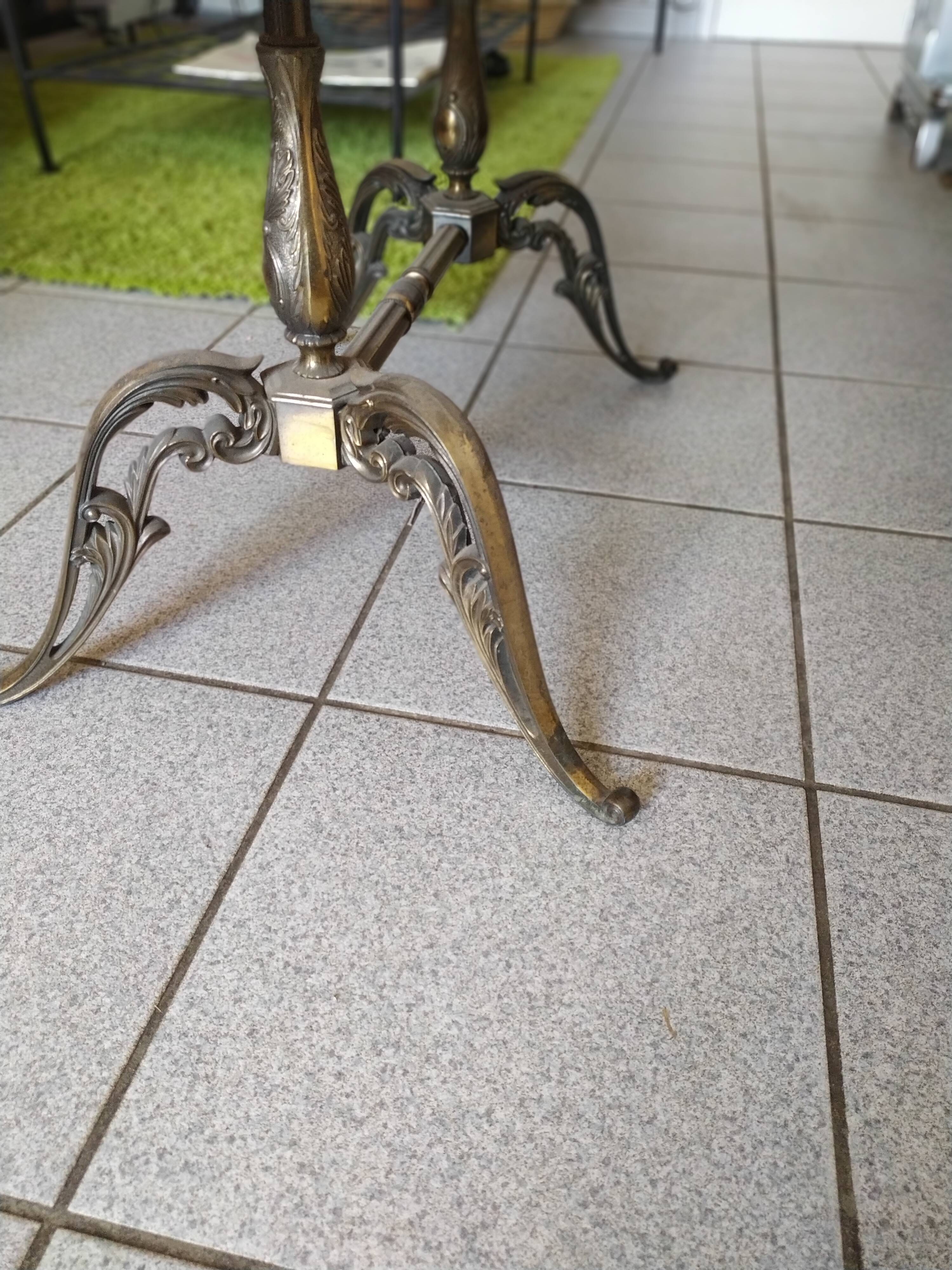 Light marble coffee table