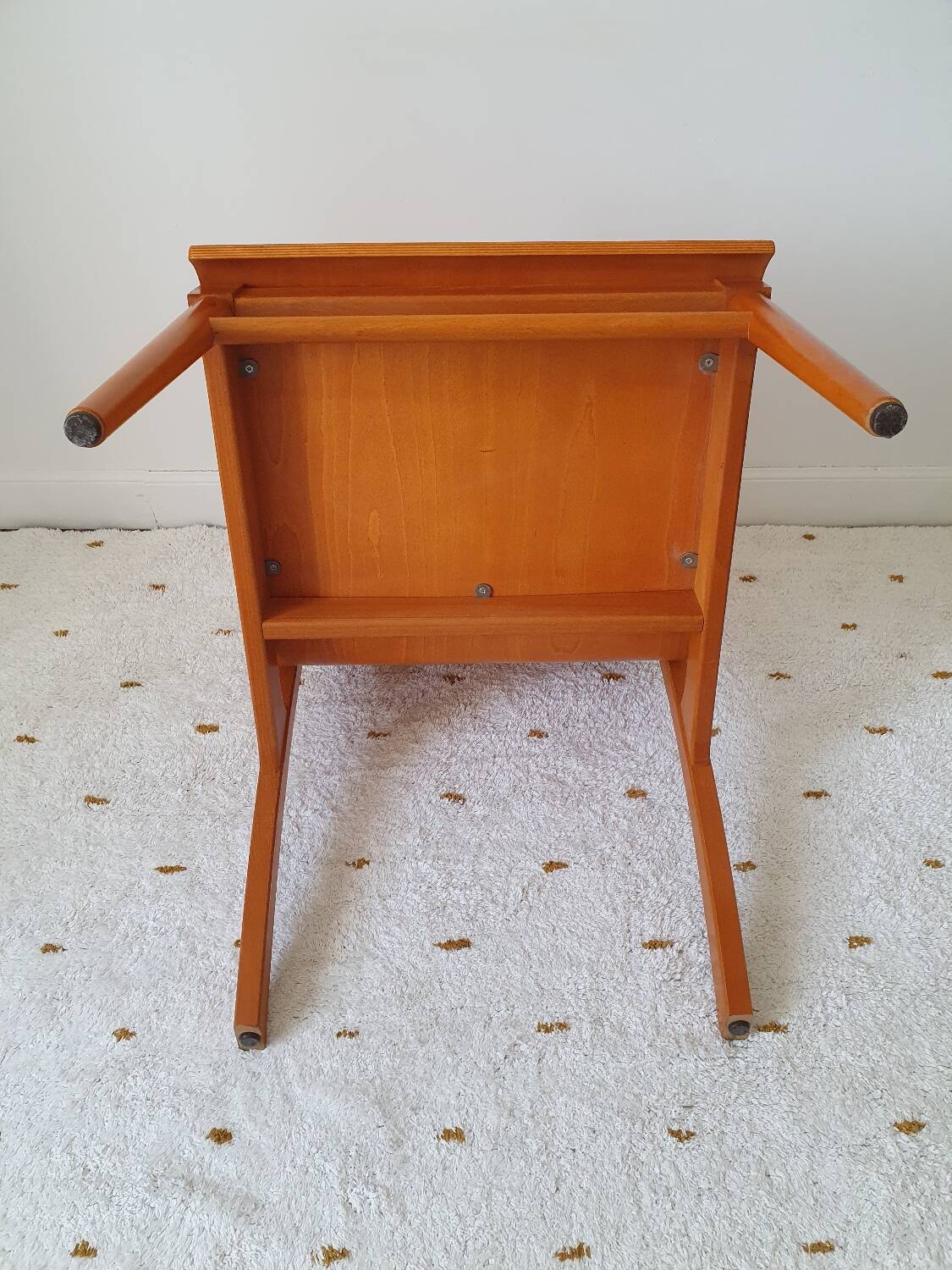 Scandinavian armchair in curved wood