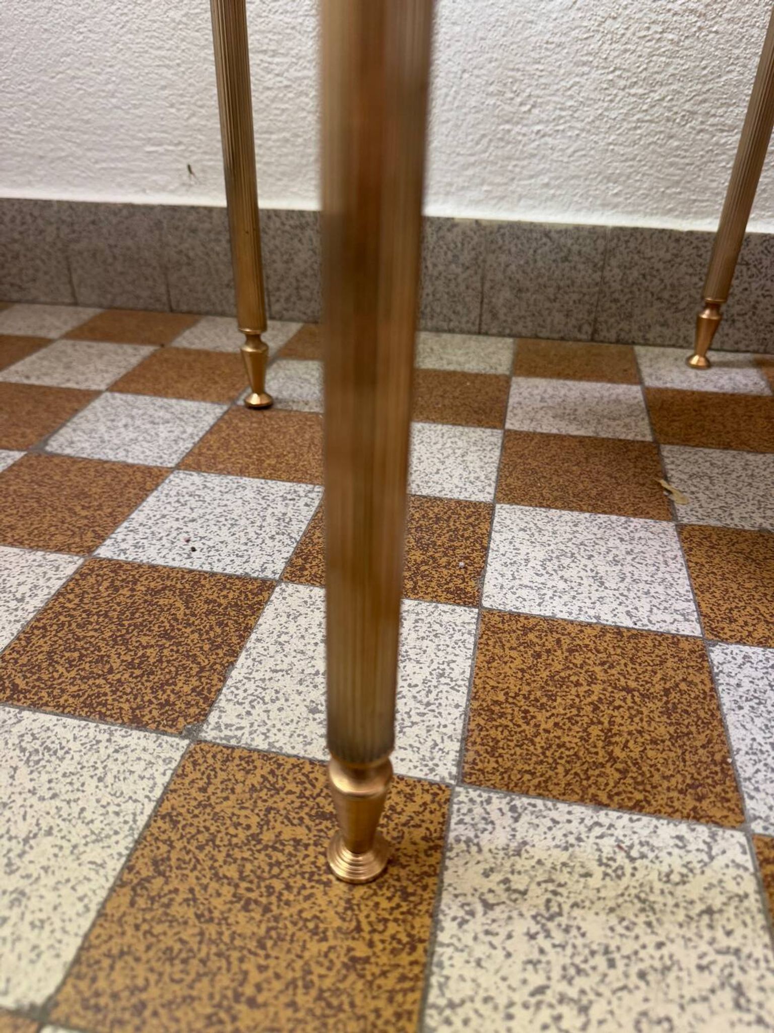 Table d’appoint laiton marbre années 60