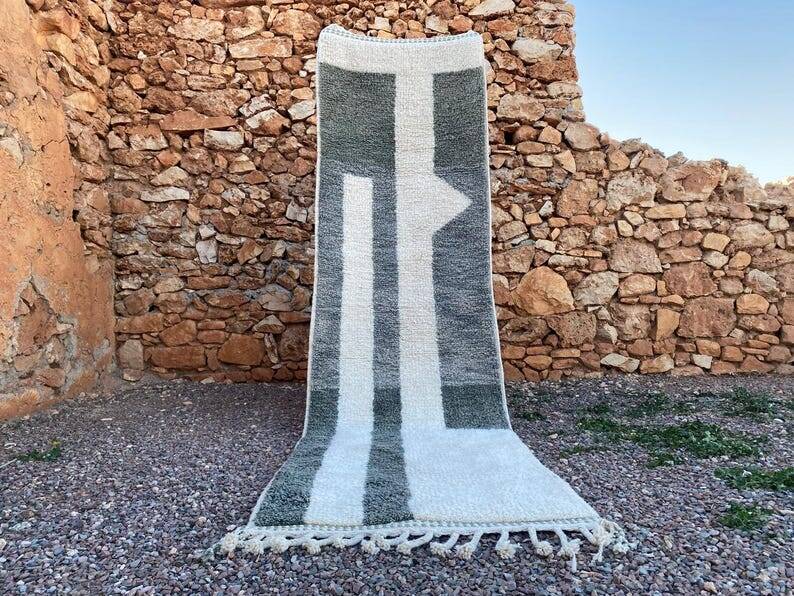 Handmade runner rug 400cm x 70cm