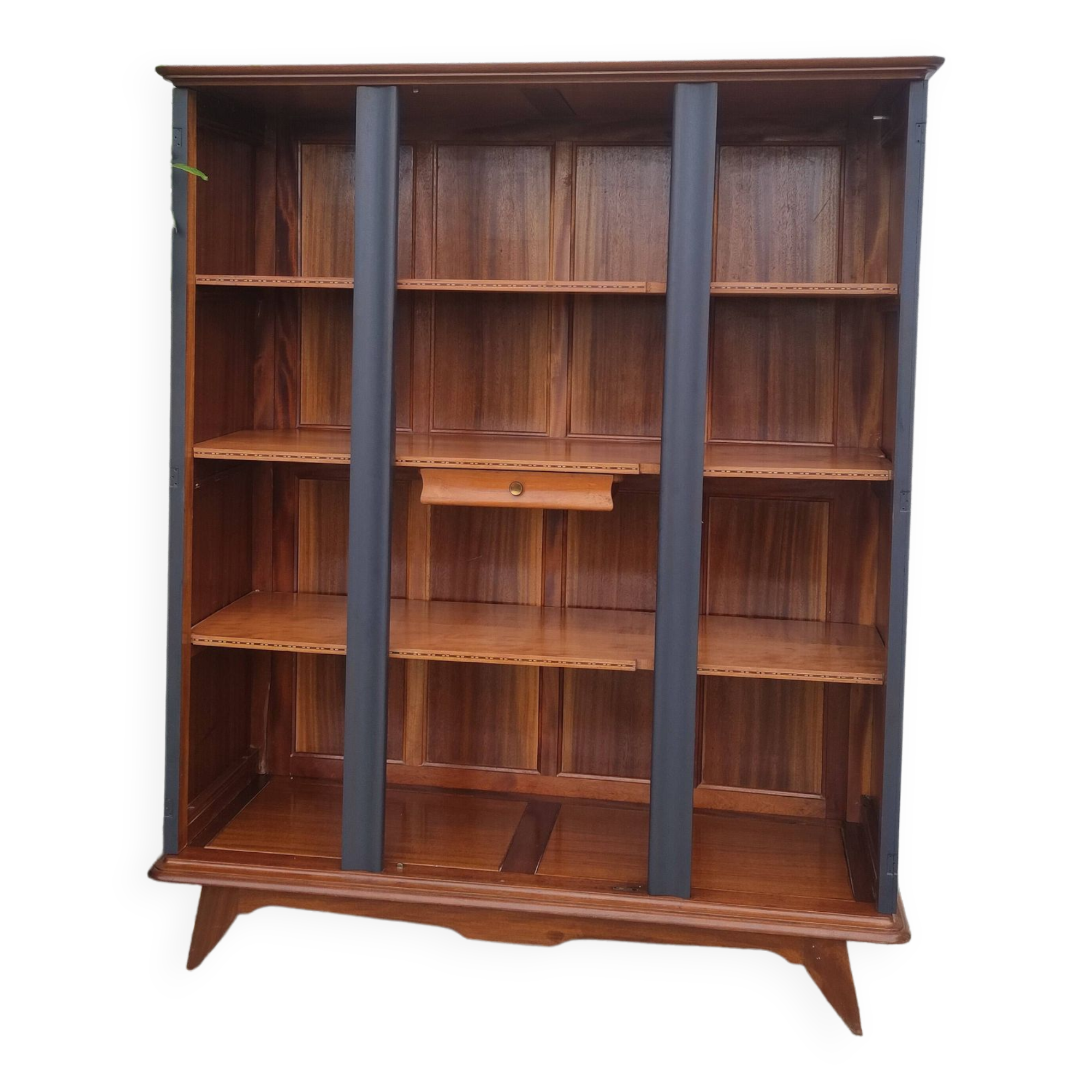 Library grade, shelf