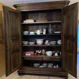 Armoire Sud-ouest XVIII en noyer