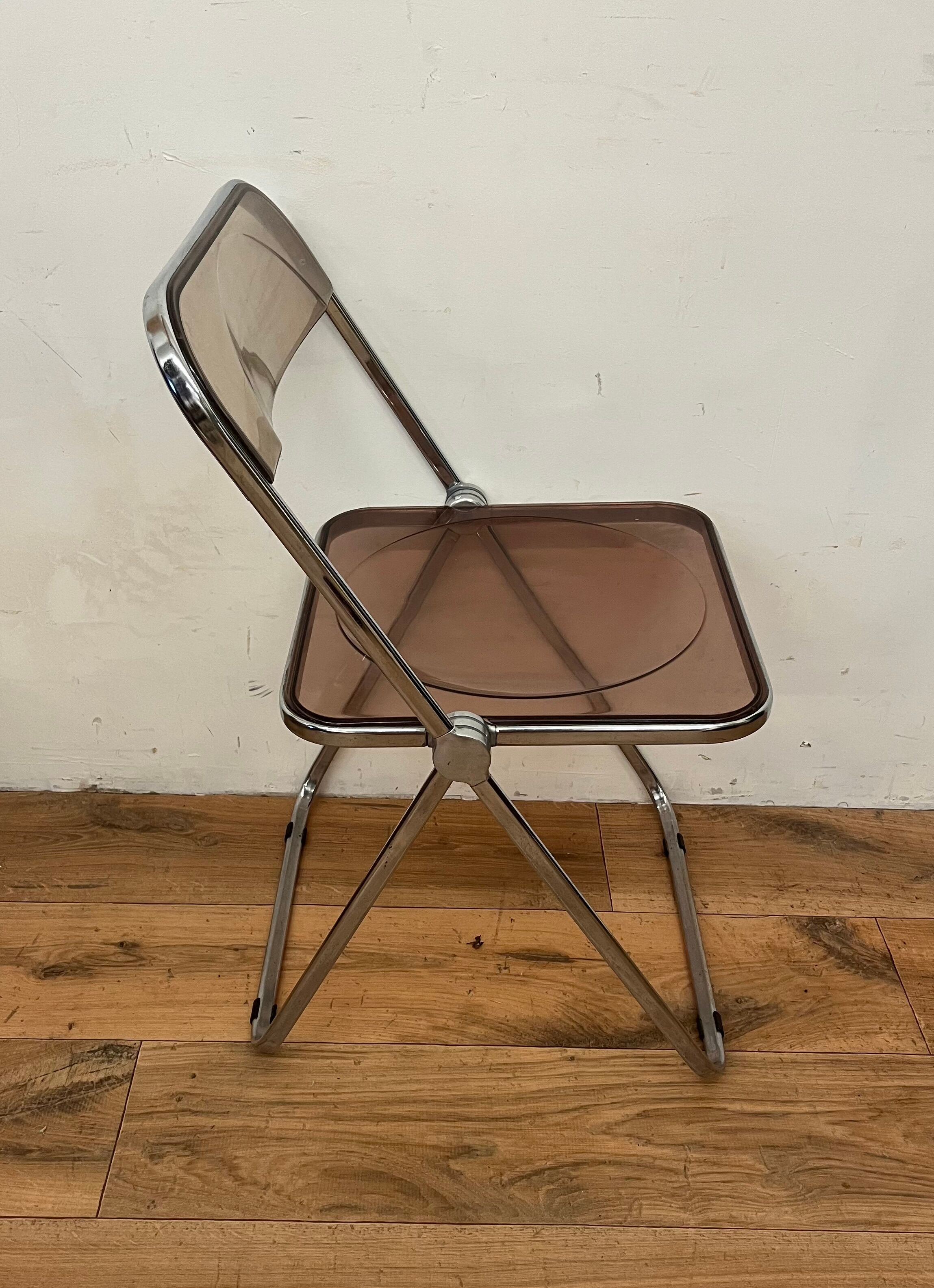 Chair "Plia" by Giancarlo Piretti for Castelli plexi