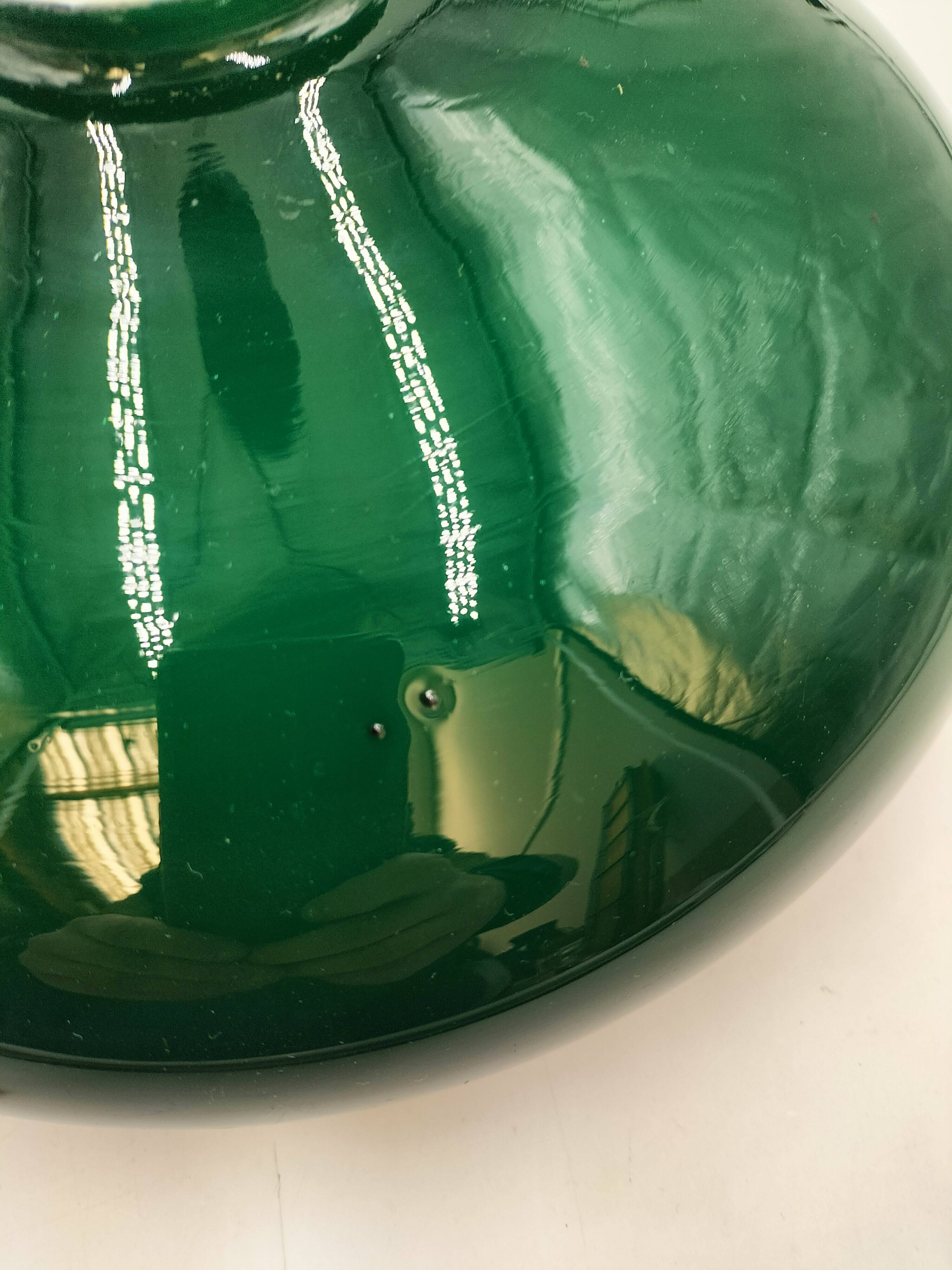 Green opaline suspension