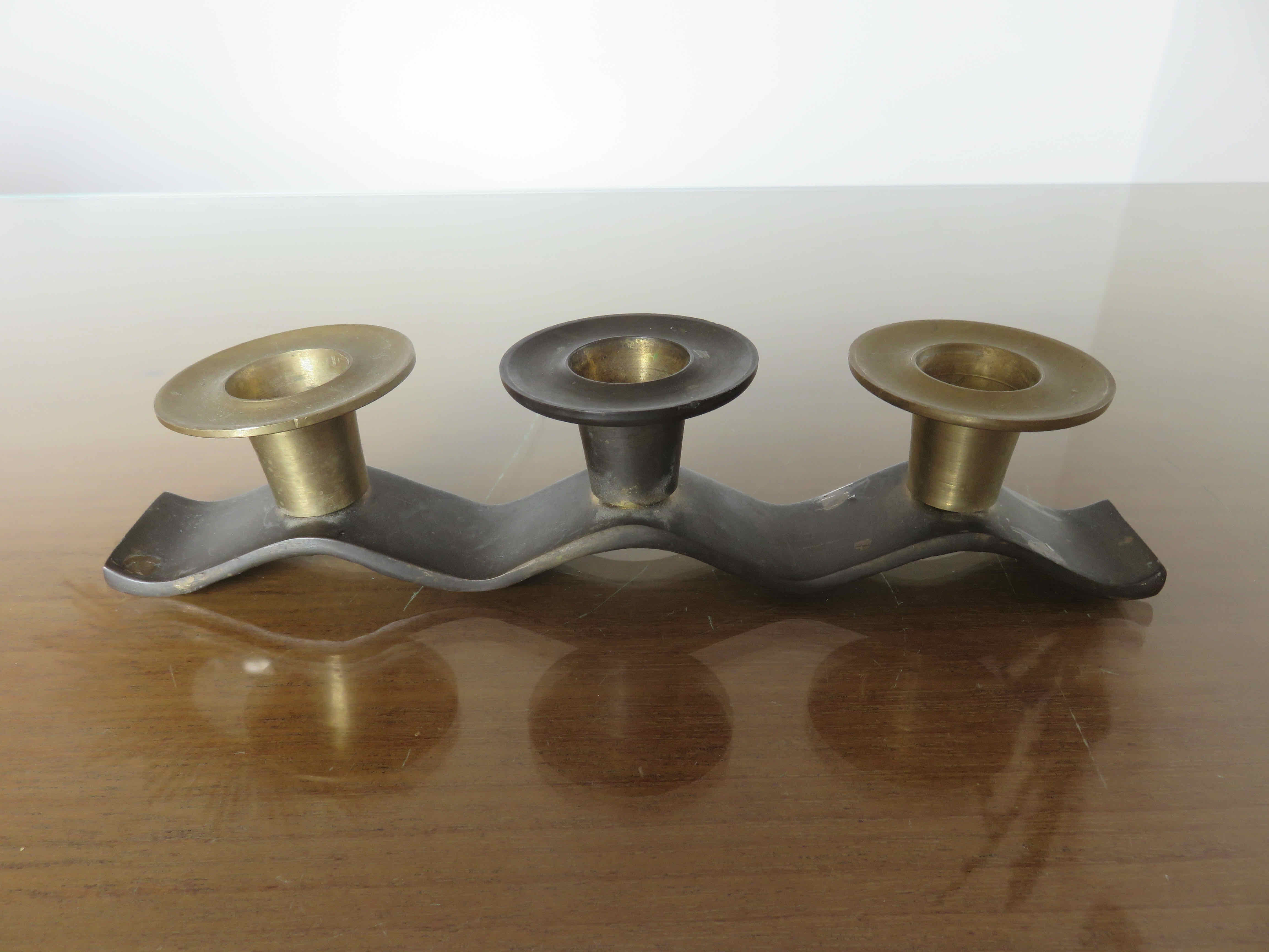 Candle holder "wave-shaped" in brass 60s 70s