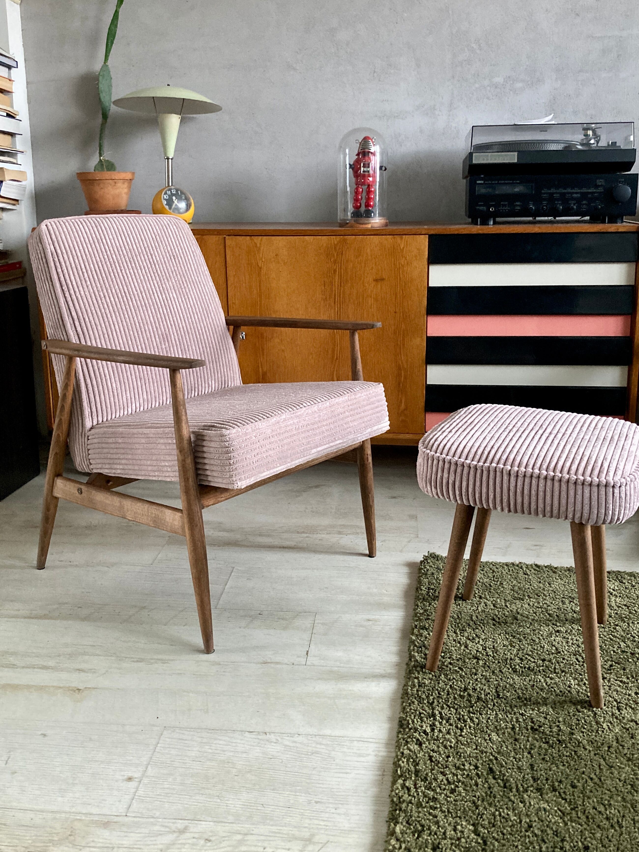 Armchair & ottoman 300-190