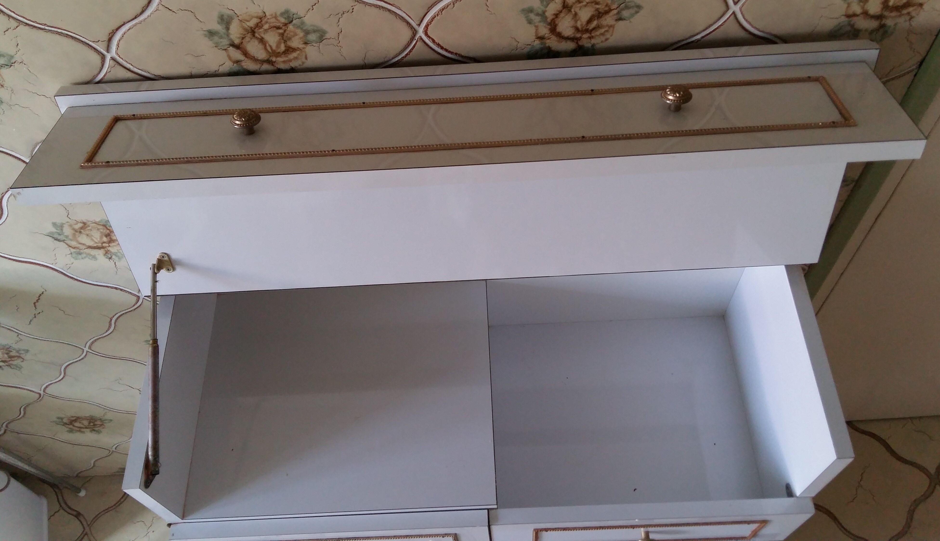 Type dressing table furniture