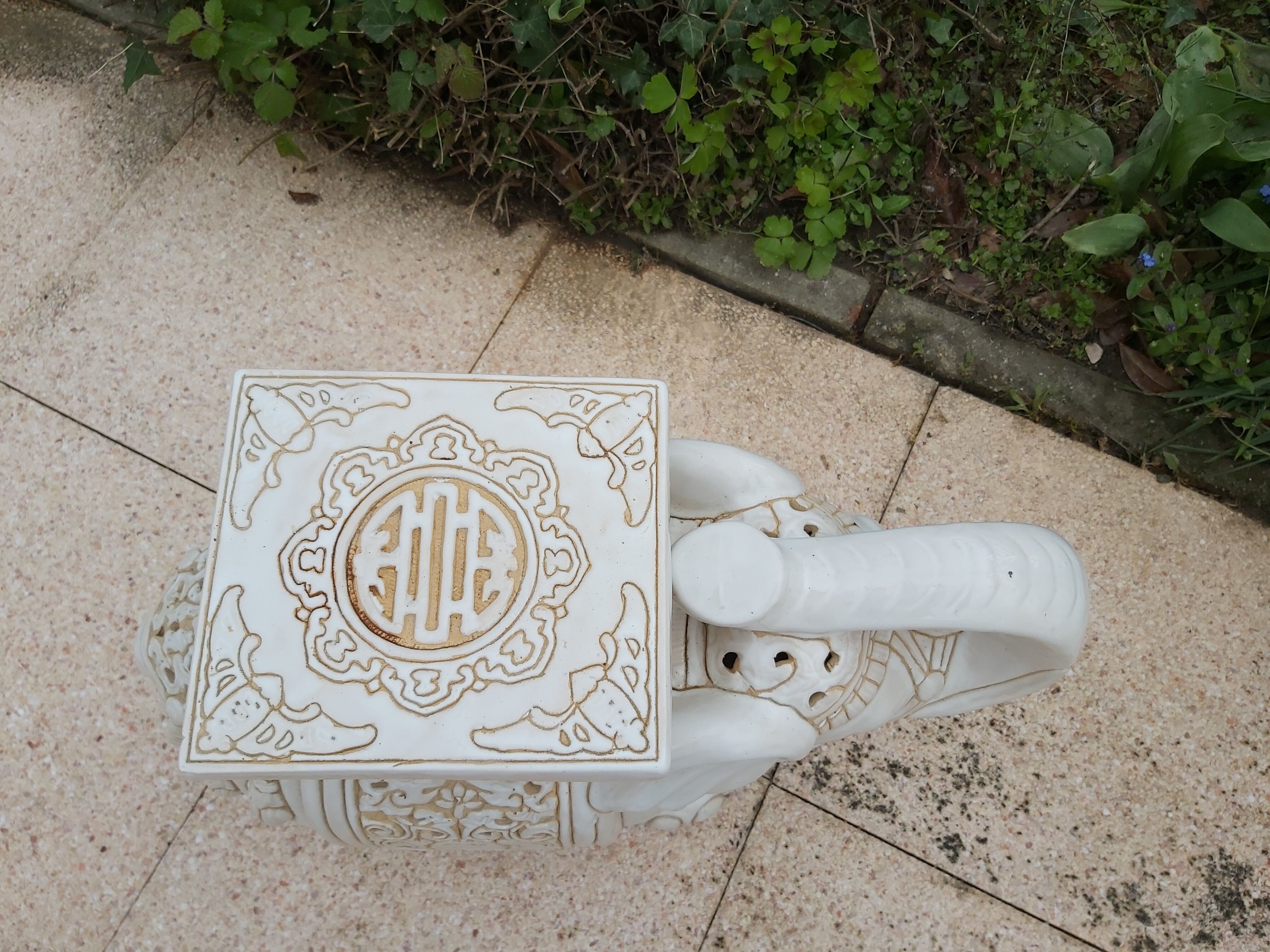 Ceramic elephant plant holder